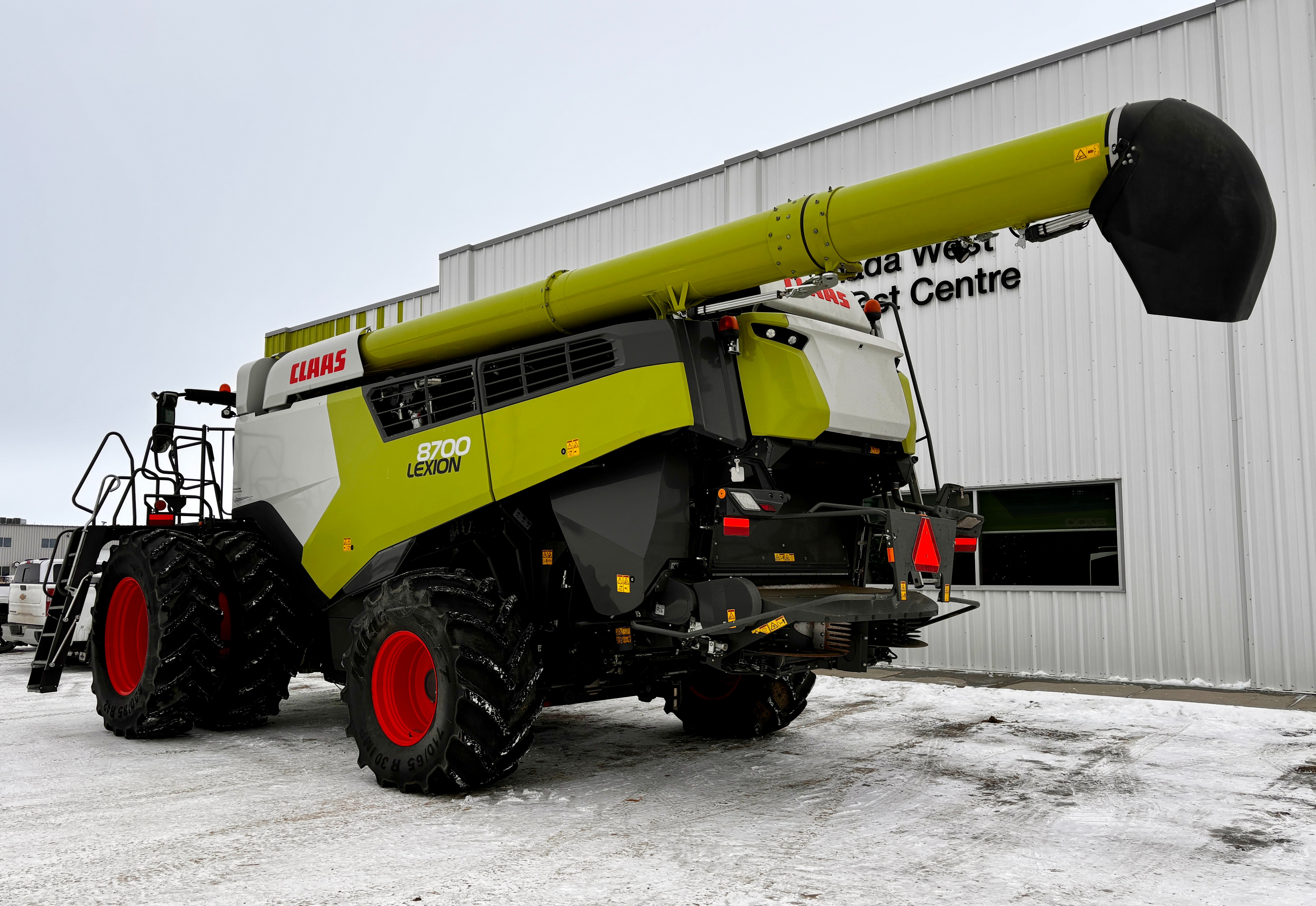 2023 CLAAS 8700 Combine