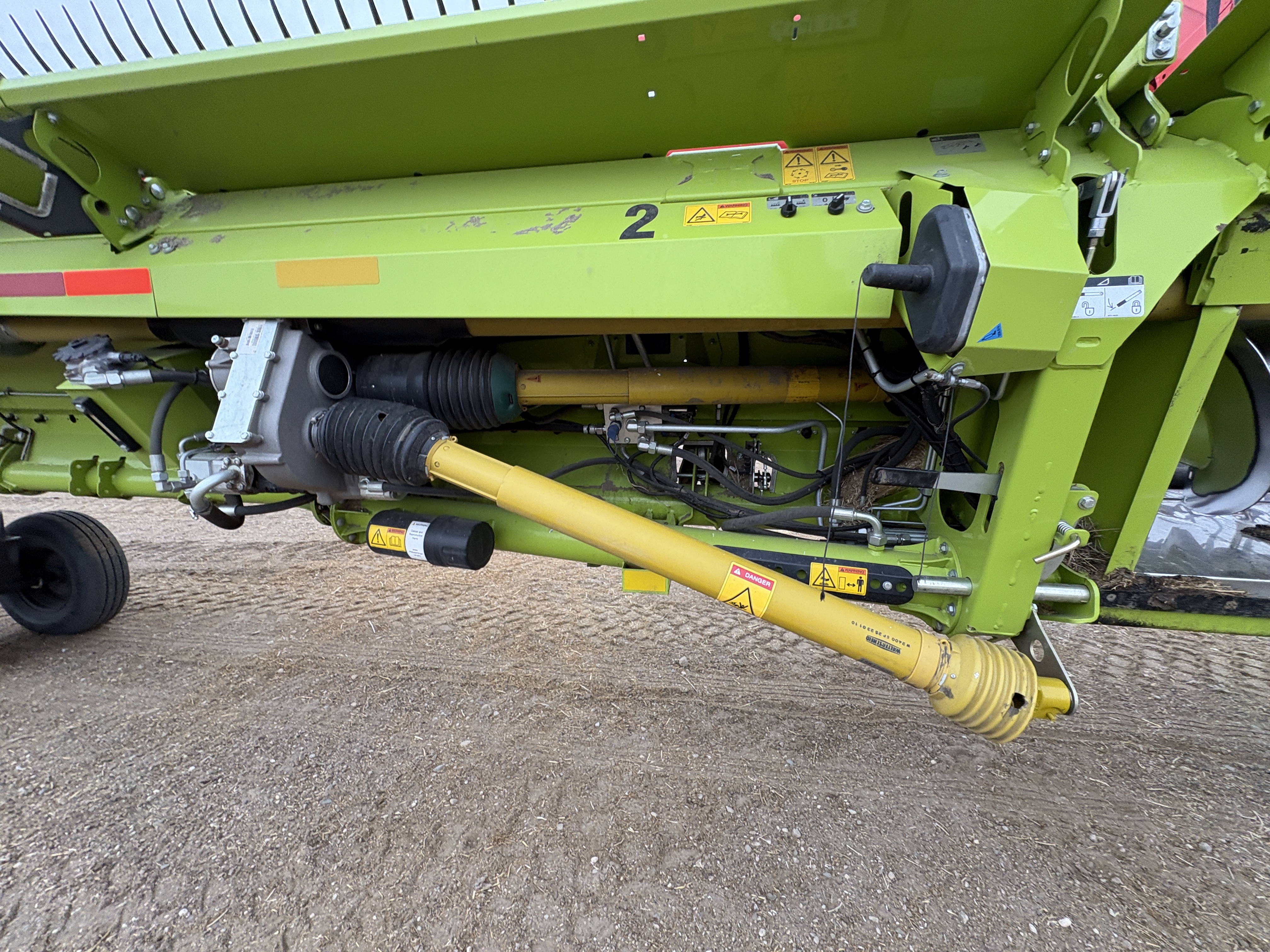 2023 CLAAS Convio Flex 1230 Header Combine