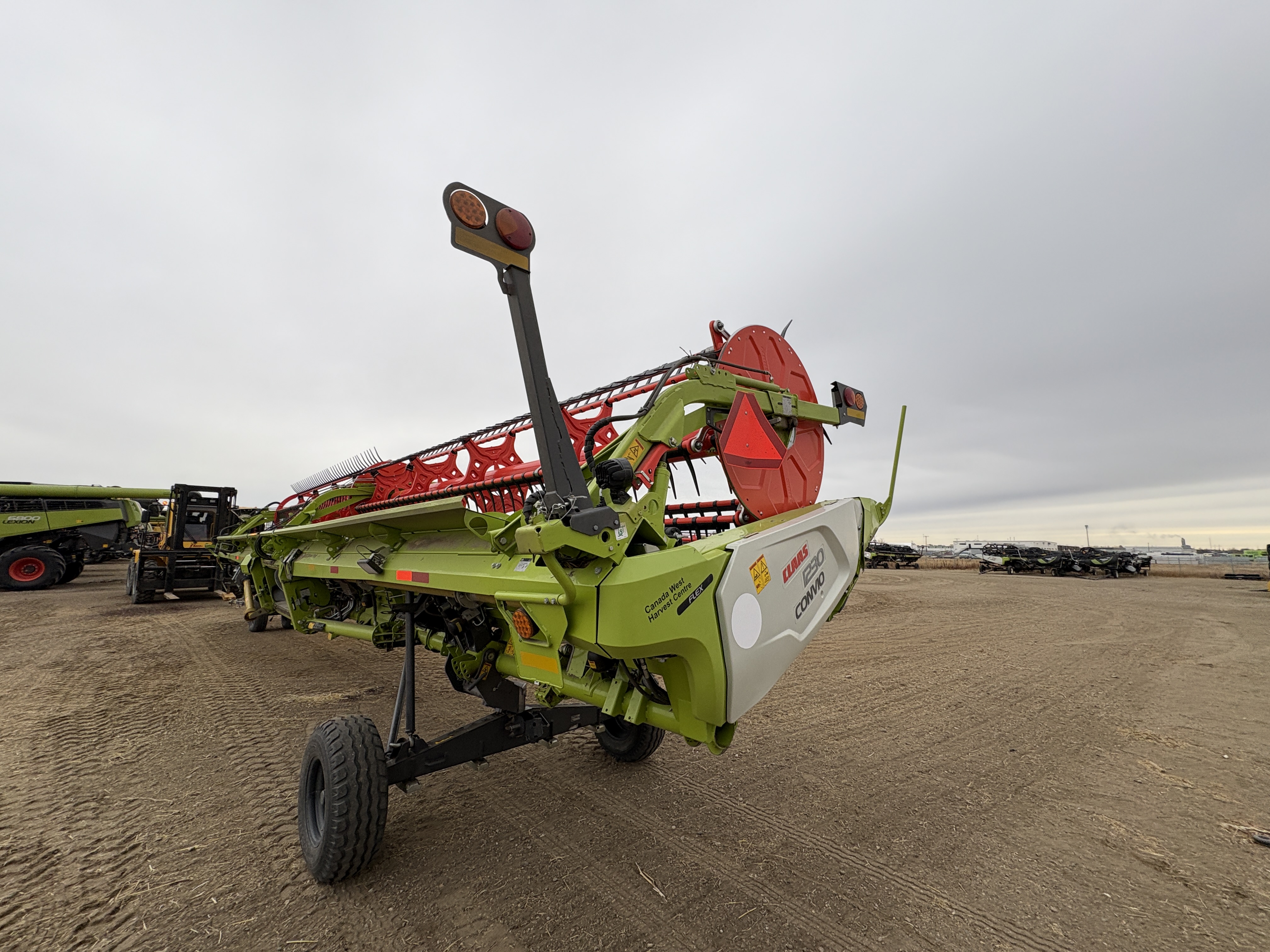 2023 CLAAS Convio Flex 1230 Header Combine