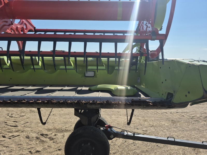 2022 CLAAS Convio Flex 1380 Header Draper Flex