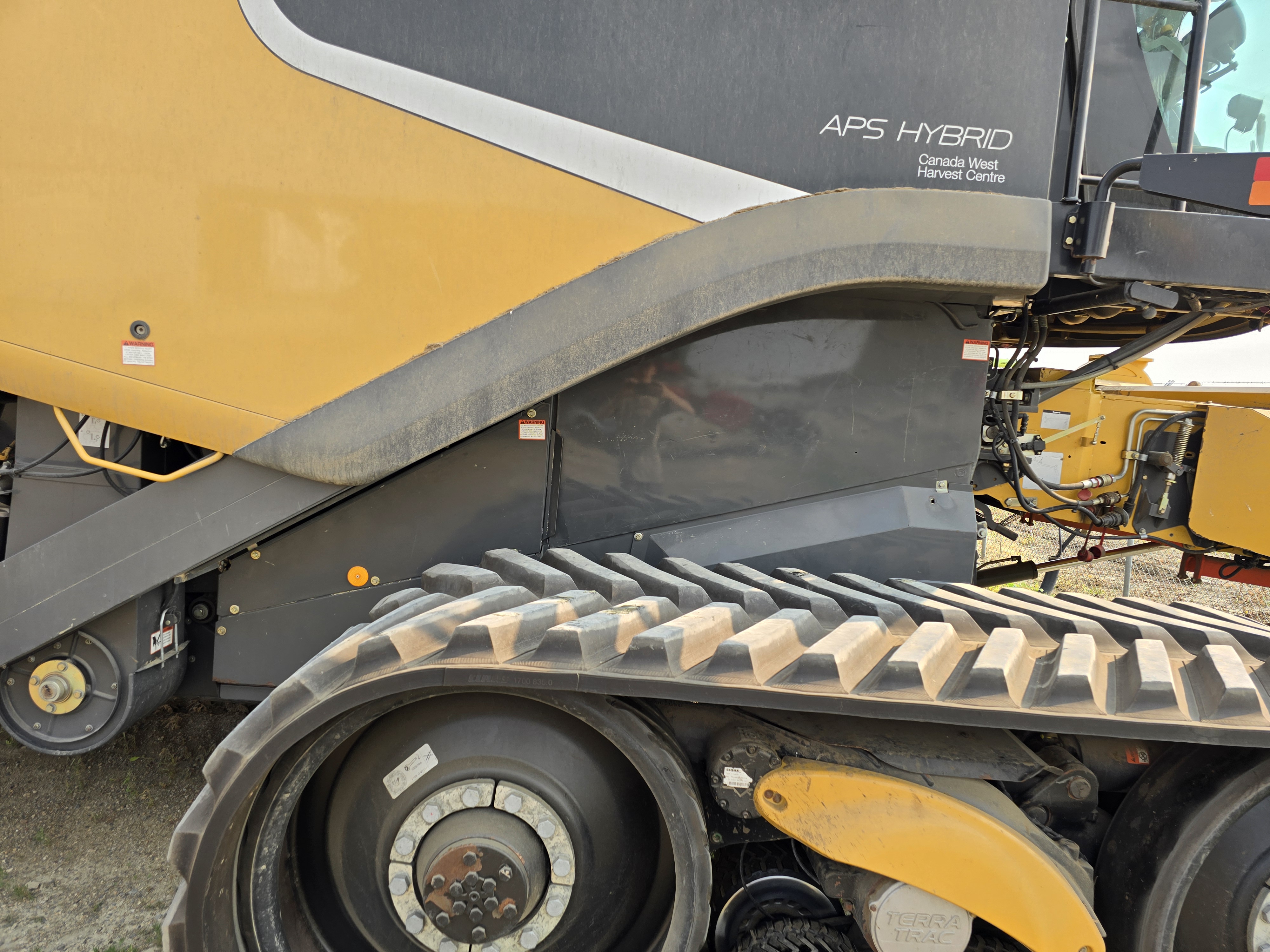 2013 CLAAS 760TT Combine