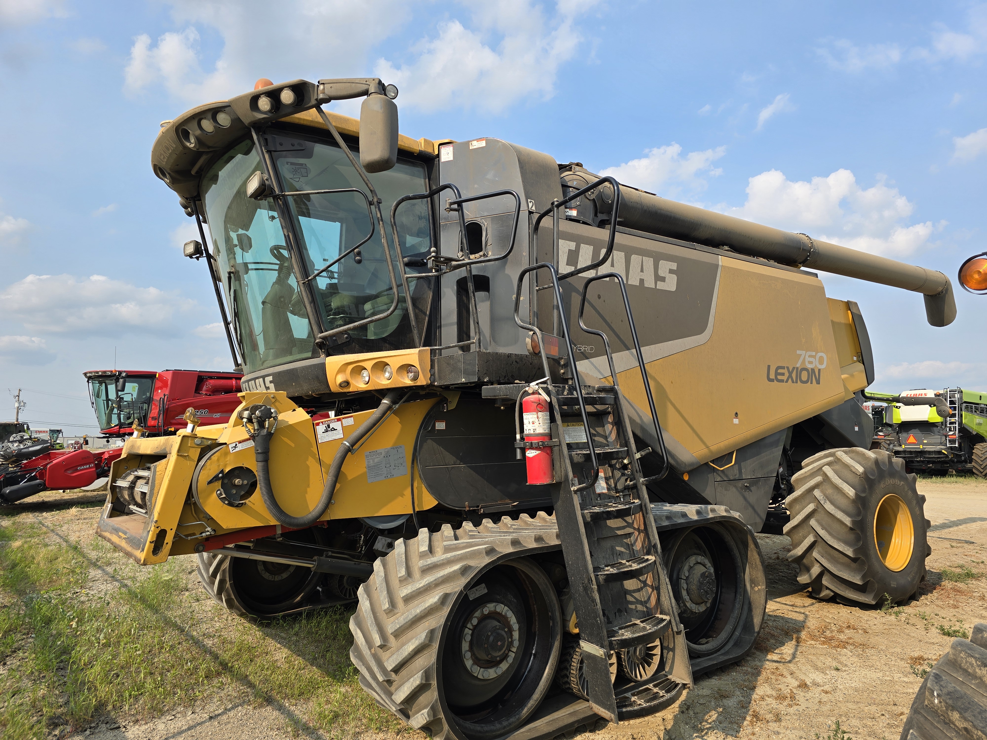 2013 CLAAS 760TT Combine