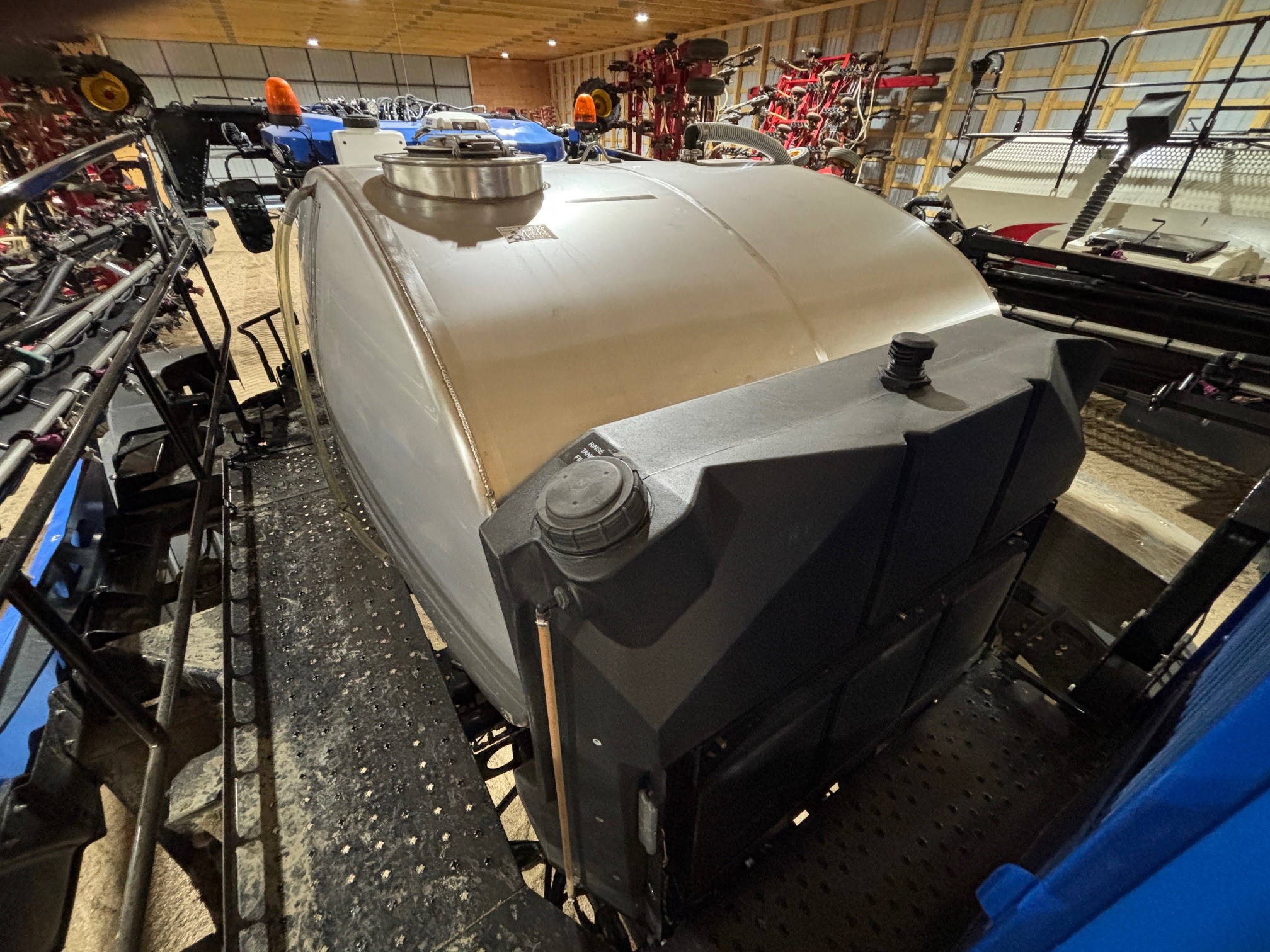 2016 New Holland SP.400F Sprayer/High Clearance