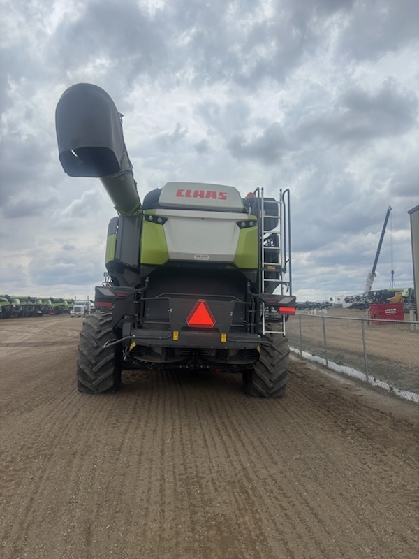2024 CLAAS 8700TT Combine