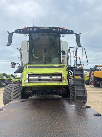 2023 CLAAS 8700TT Combine