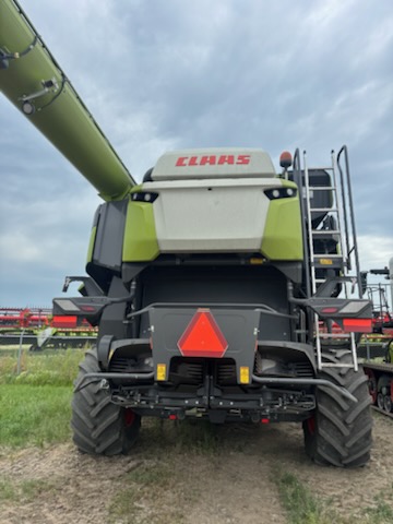 2023 CLAAS 8700TT Combine