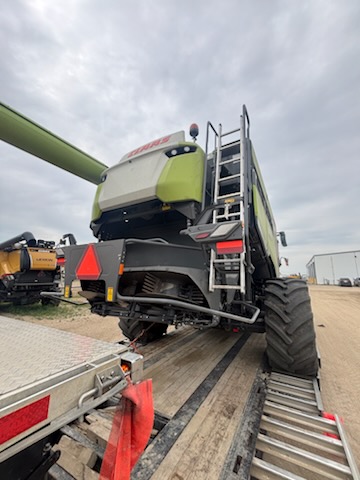 2023 CLAAS 8700TT Combine
