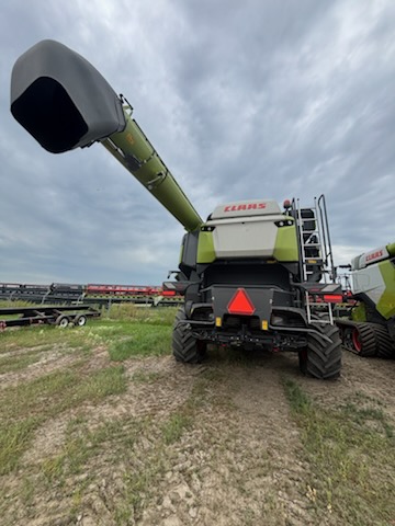 2023 CLAAS 8700TT Combine