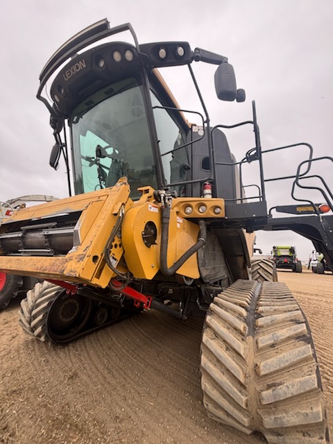 2018 CLAAS 780TT Combine