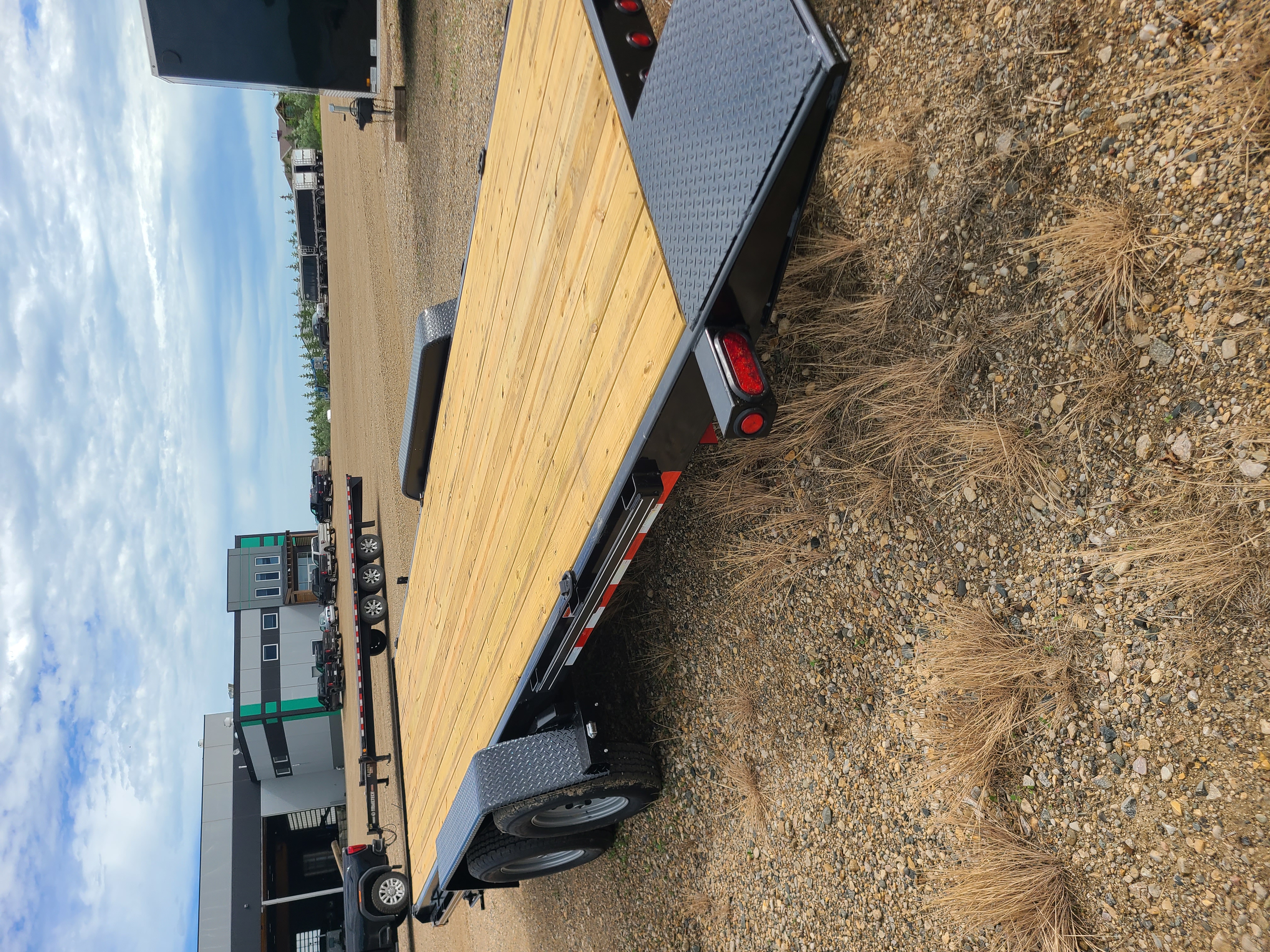 2023 Kaufman KAUFMAN DELUXE FULL TILT 20' TRAILER Trailer/Utility