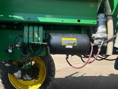 2013 John Deere 4830 Sprayer/High Clearance