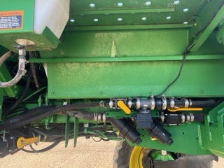 2013 John Deere 4830 Sprayer/High Clearance