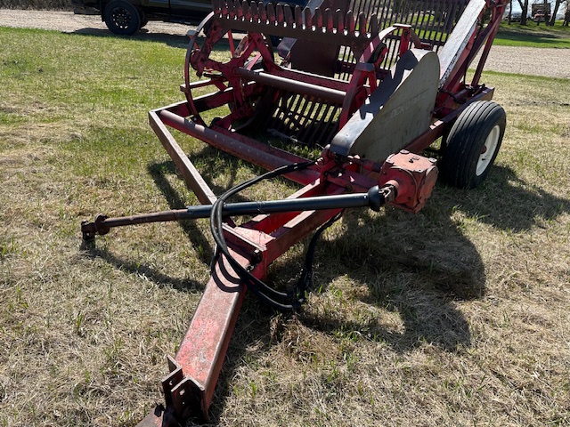 1982 Rock-o-matic 546 Rock Picker