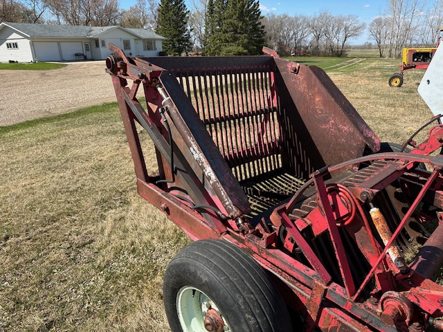 1982 Rock-o-matic 546 Rock Picker