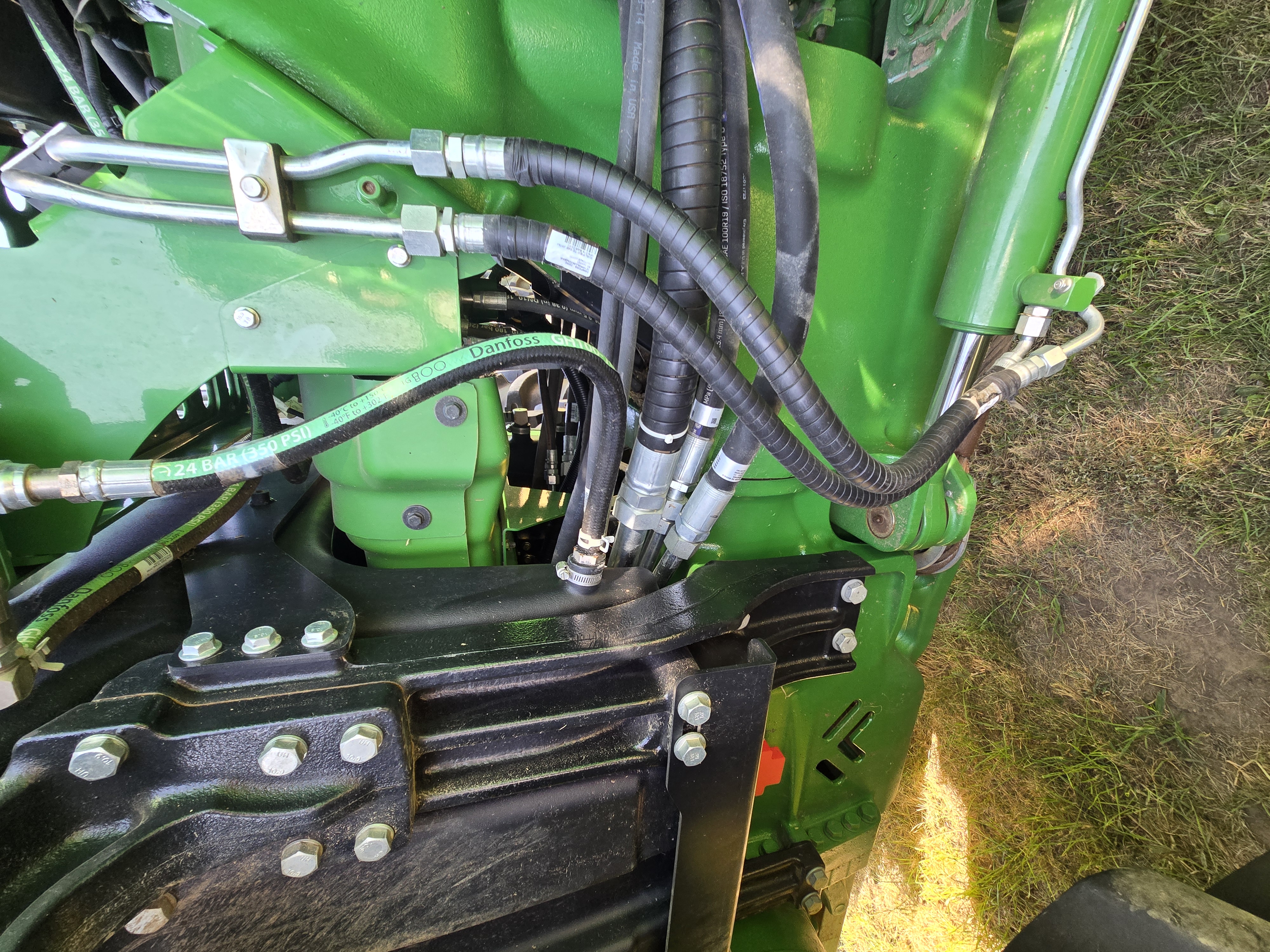 2023 John Deere 9R 640 Tractor