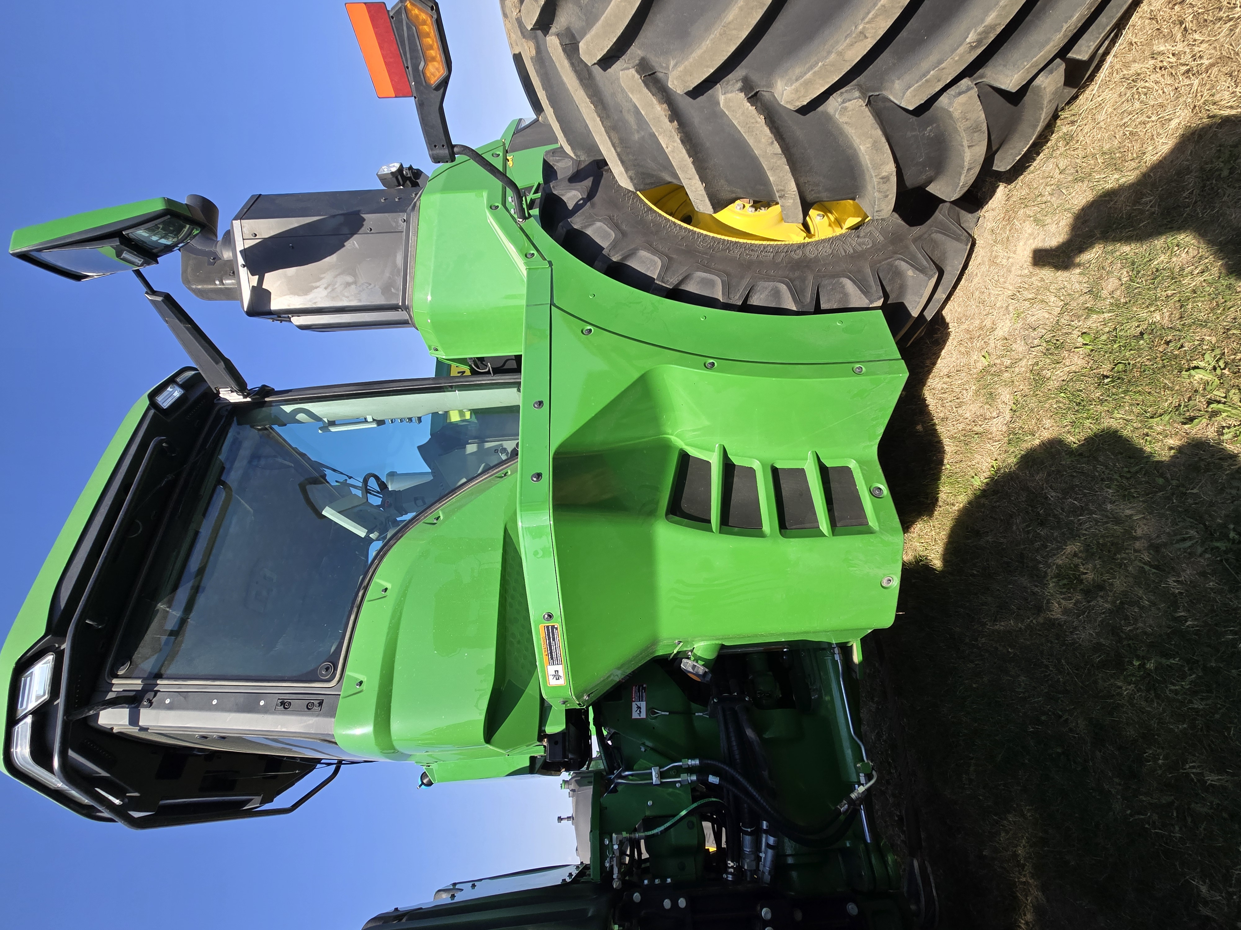 2023 John Deere 9R 640 Tractor