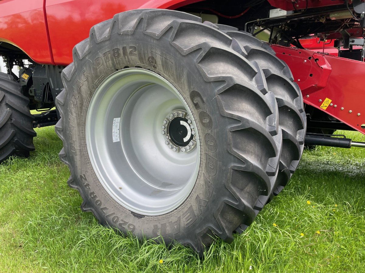 2019 Case 8250 Combine