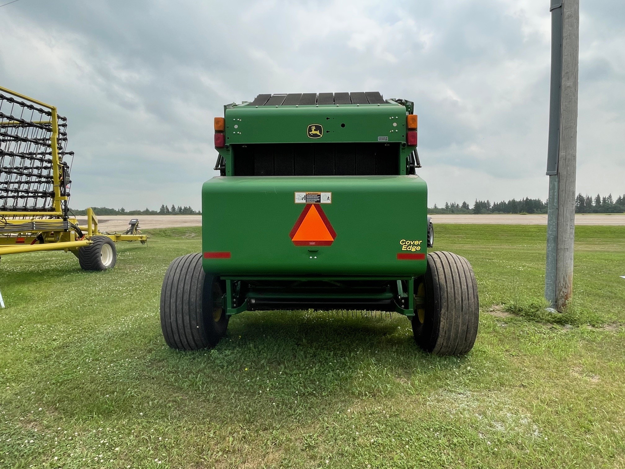 2014 John Deere 569 Baler/Round