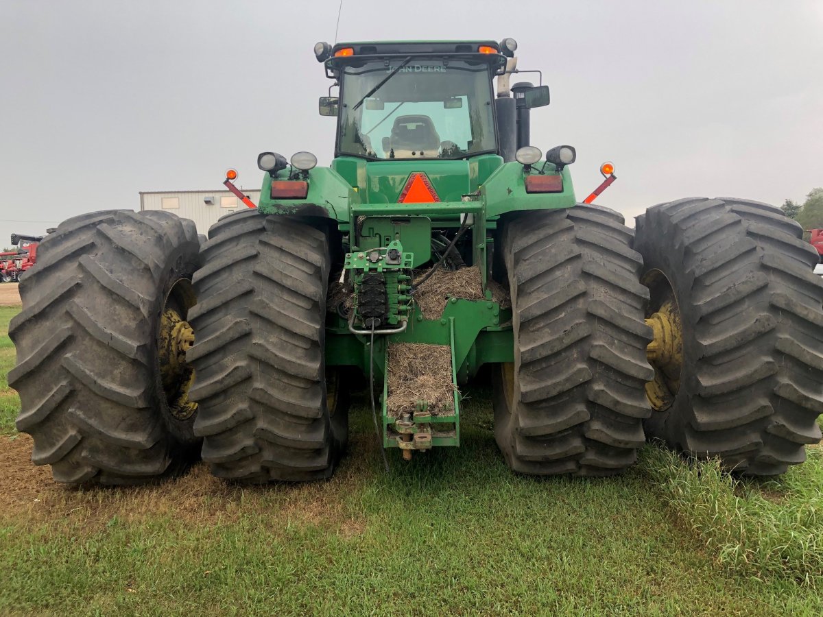 2008 John Deere 9530 Tractor 4WD