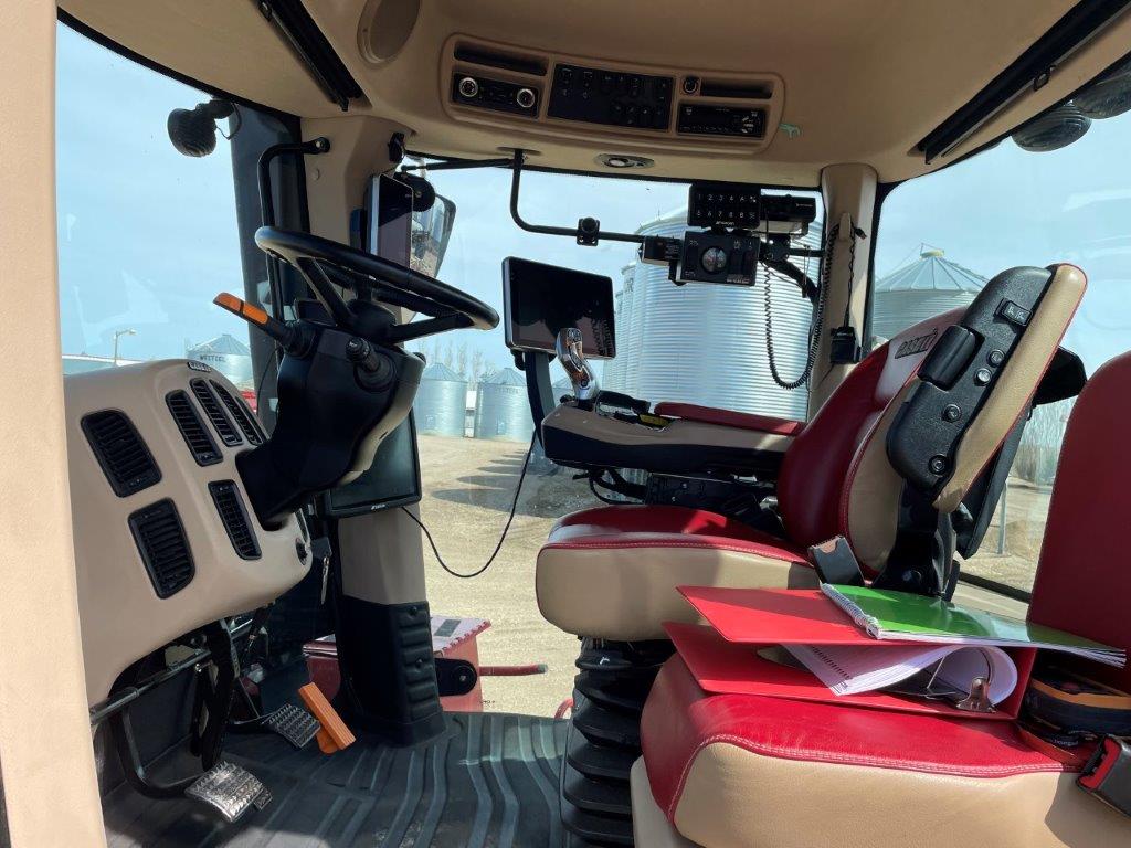 2021 Case 500W Tractor 4WD