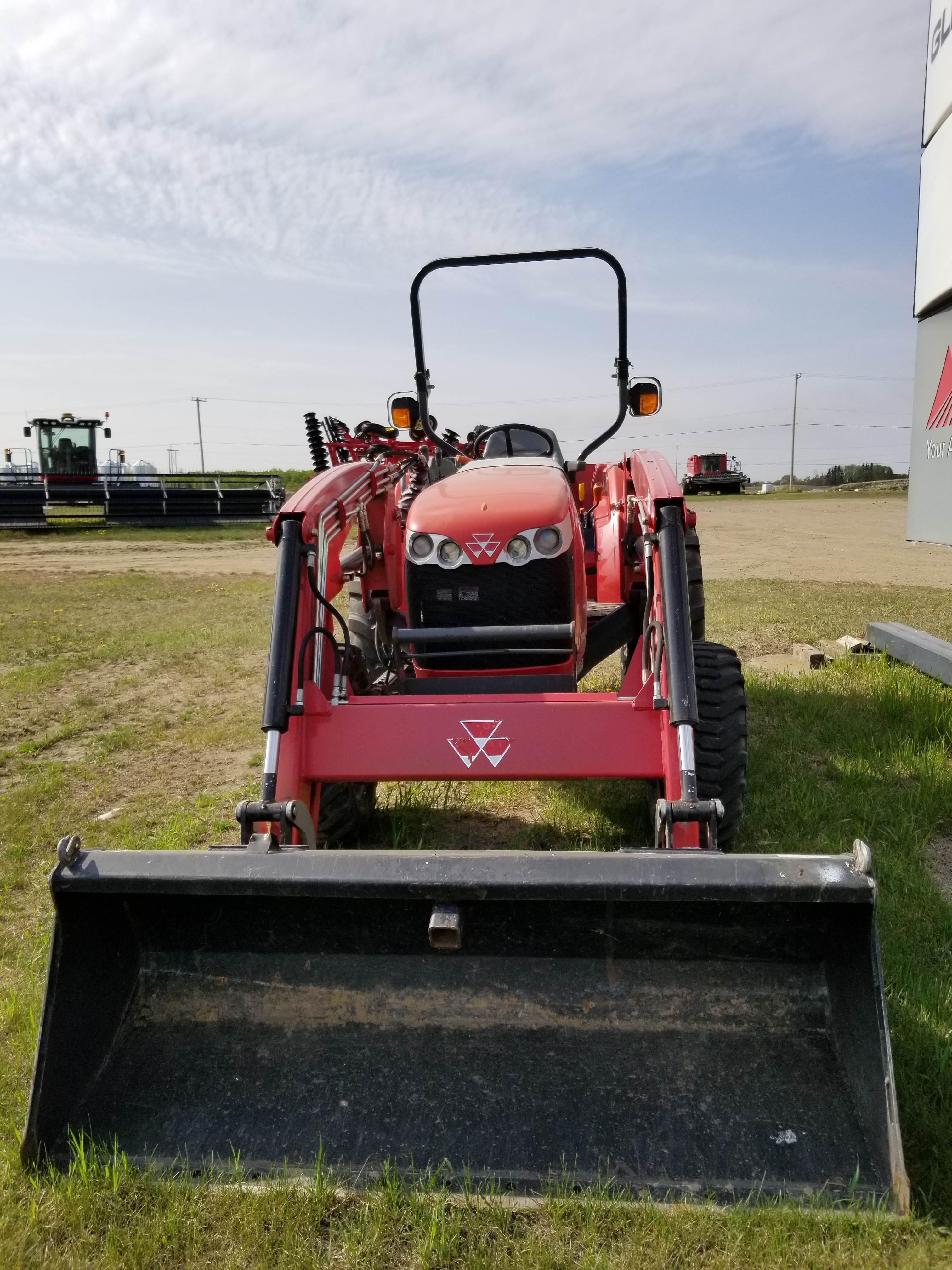 2009 Massey Ferguson 1648 Tractor