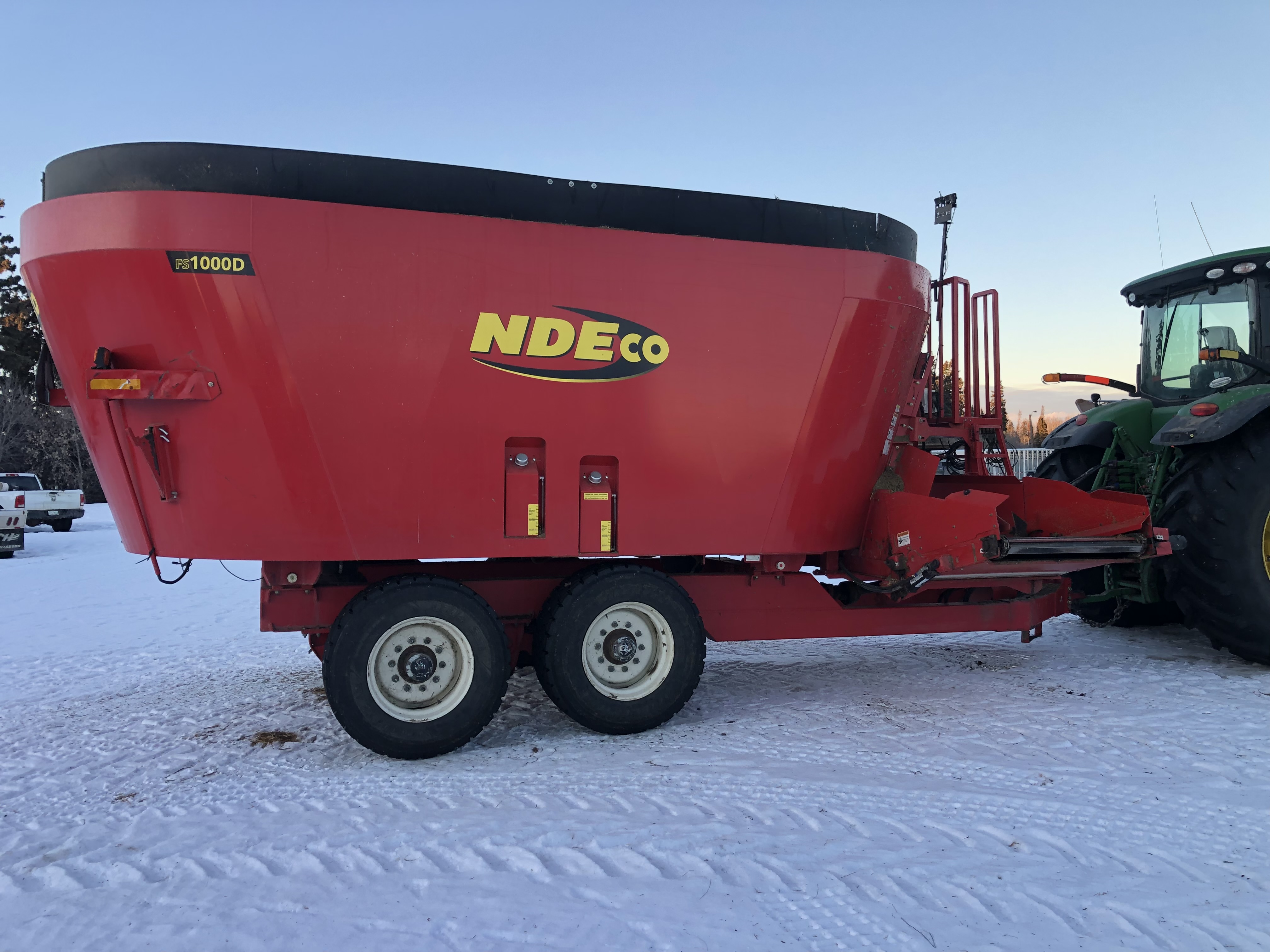 2020 NDE FS1000D Vertical Feed Mixer