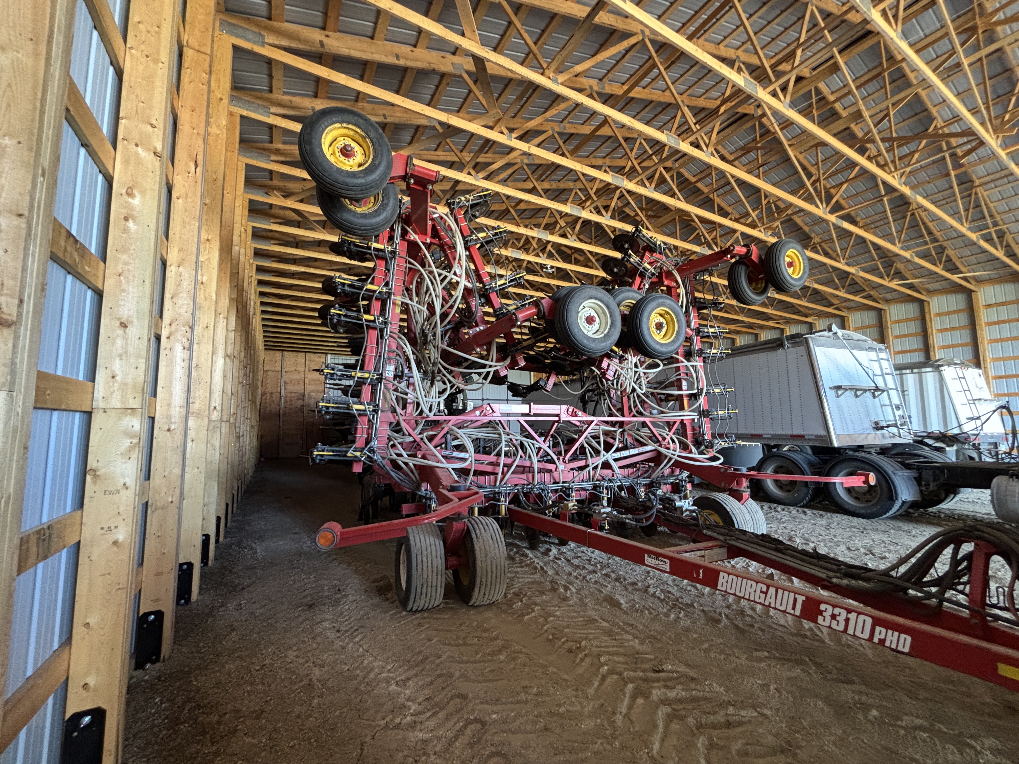 2011 Bourgault 3310-55-10 Air Drill