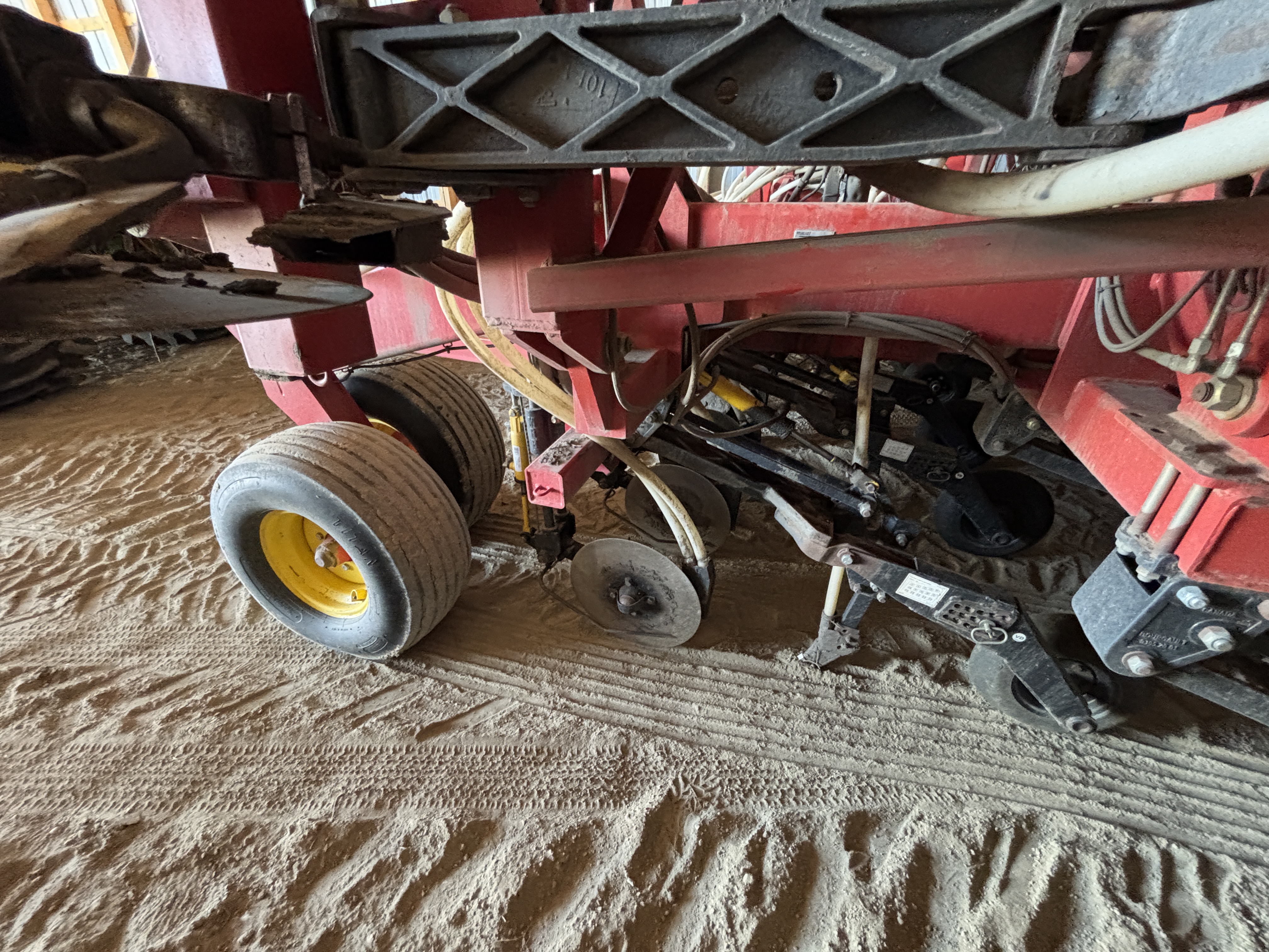 2011 Bourgault 3310-55-10 Air Drill