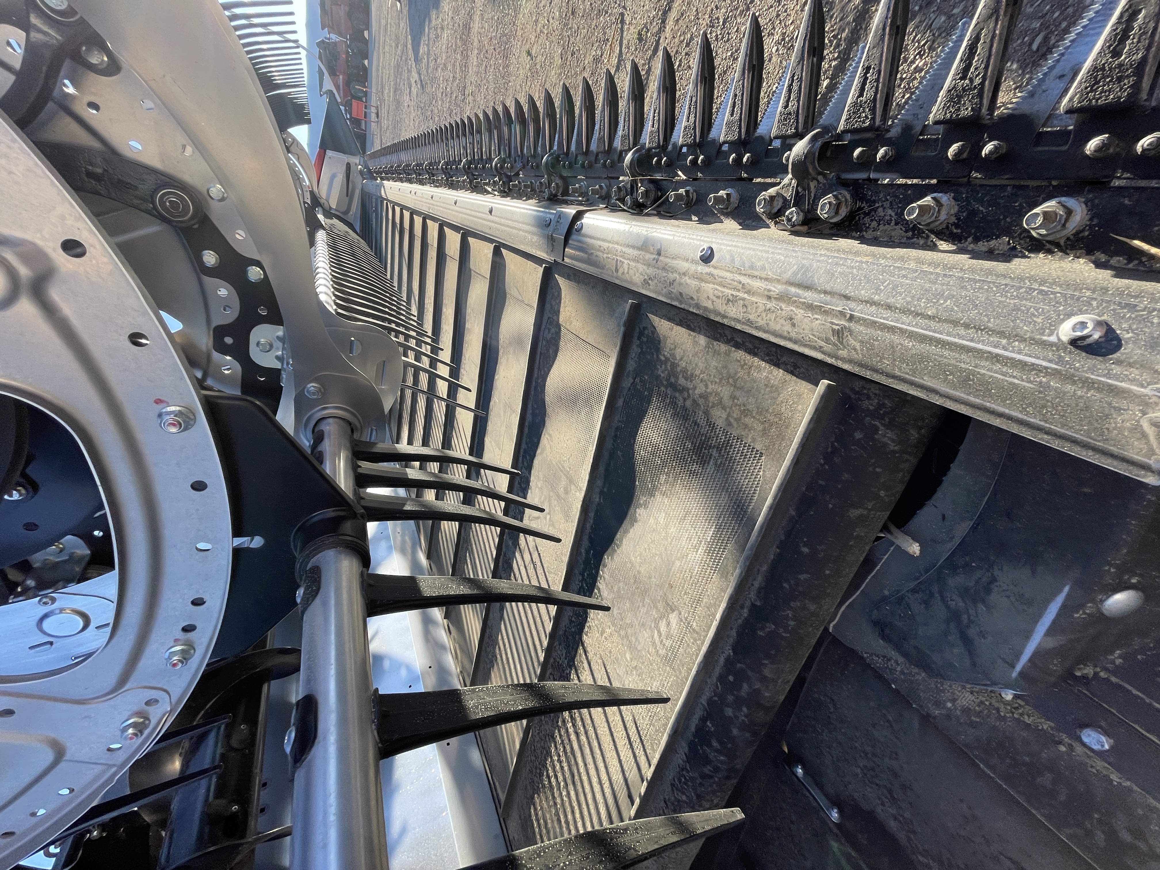 2025 MacDon FD240 Header Draper Flex