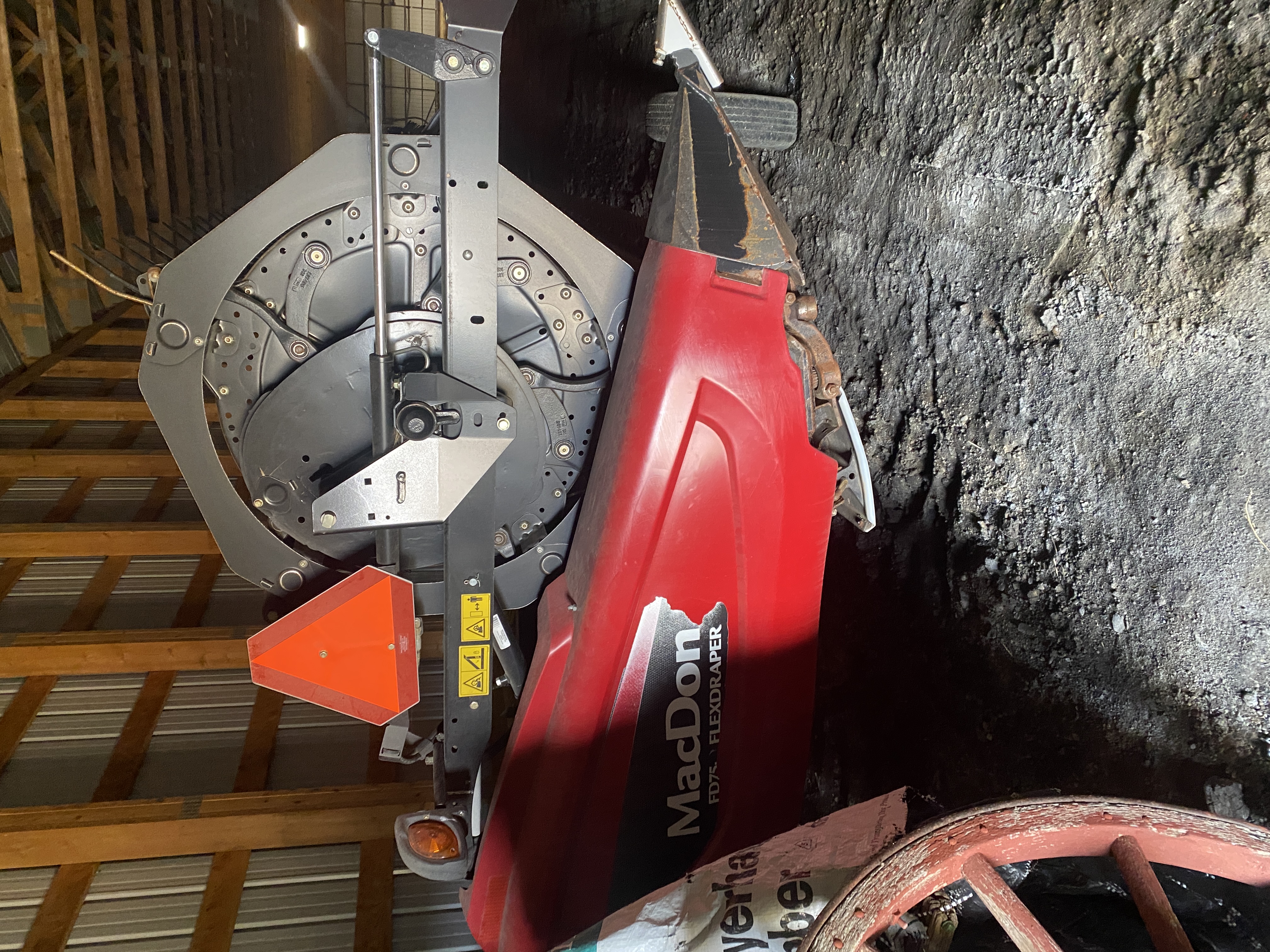 2017 MacDon FD75-45 Header Draper Flex