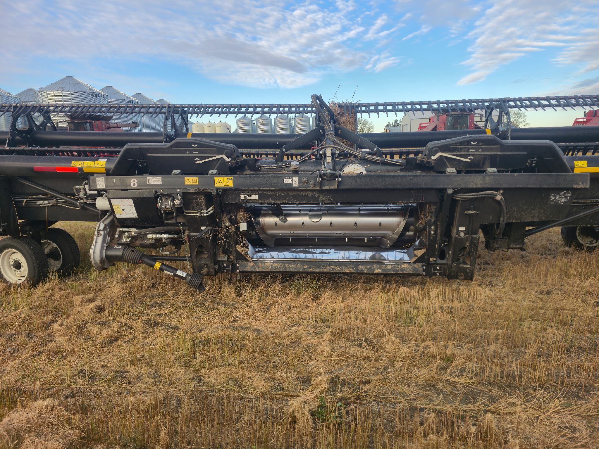 2022 MacDon FD140 DKD Header Draper Flex