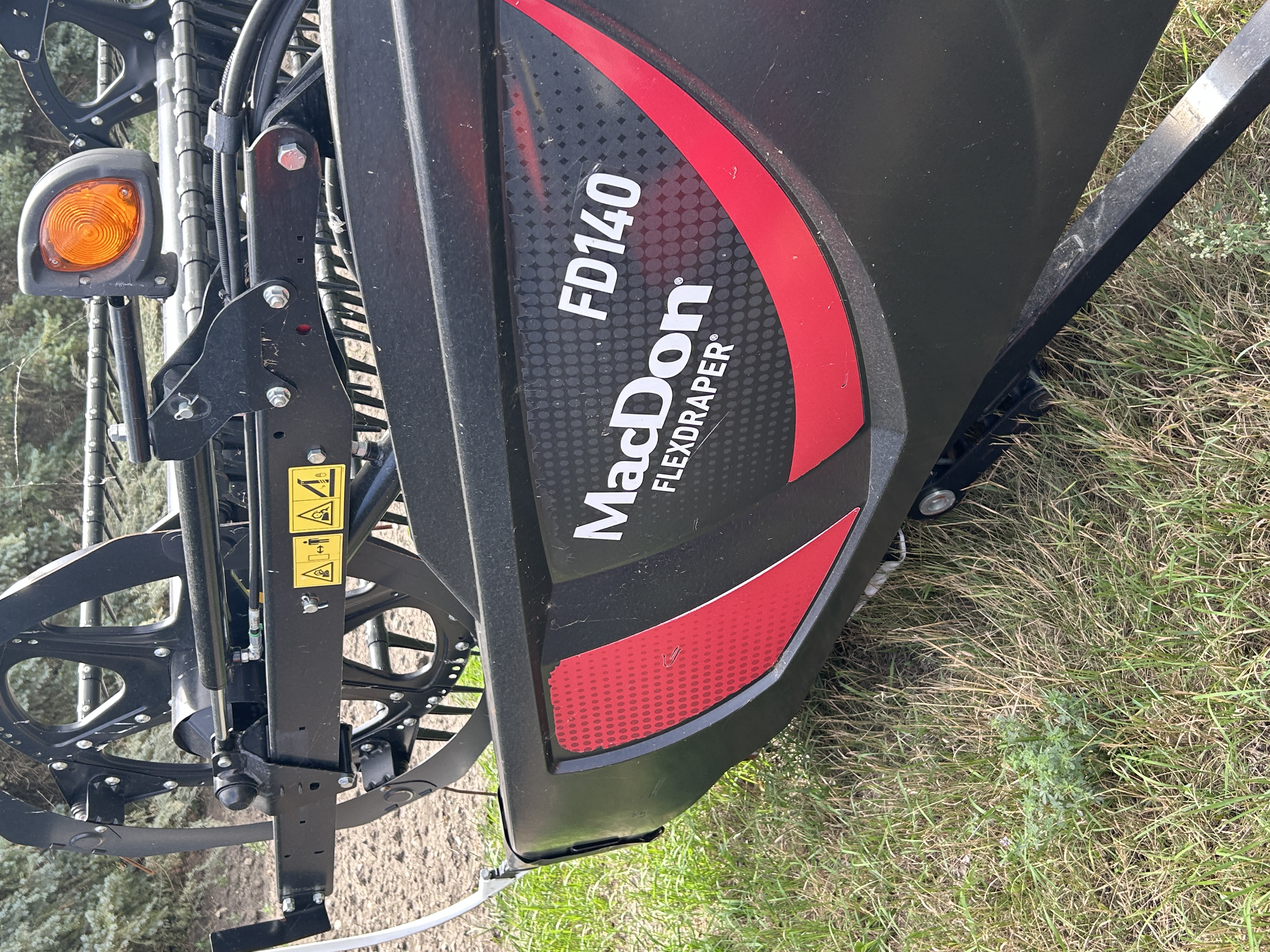 2021 MacDon FD140 Header Draper Flex