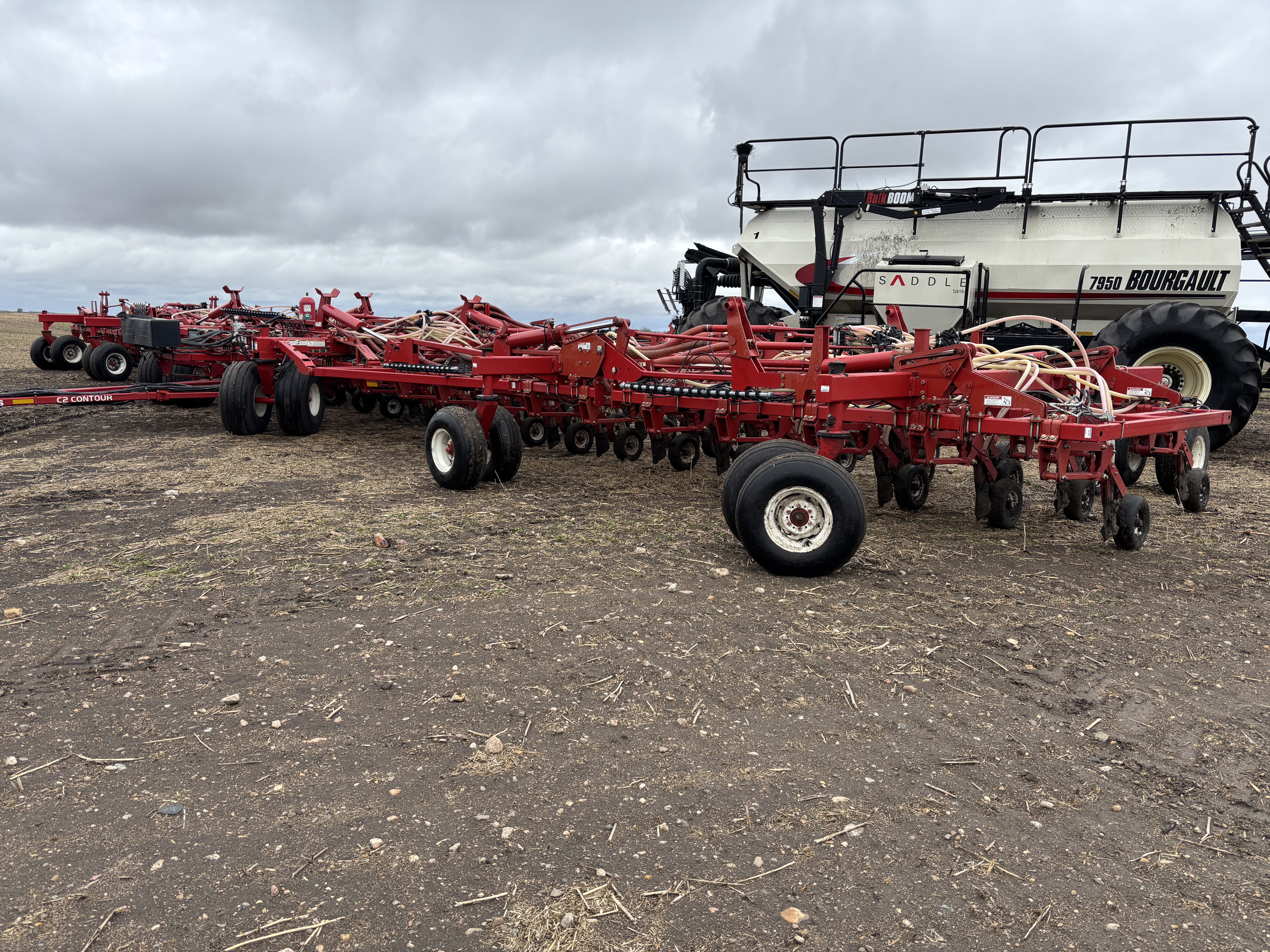 2015 Morris C280 & 2019 Bourgault 7950 Air Drill