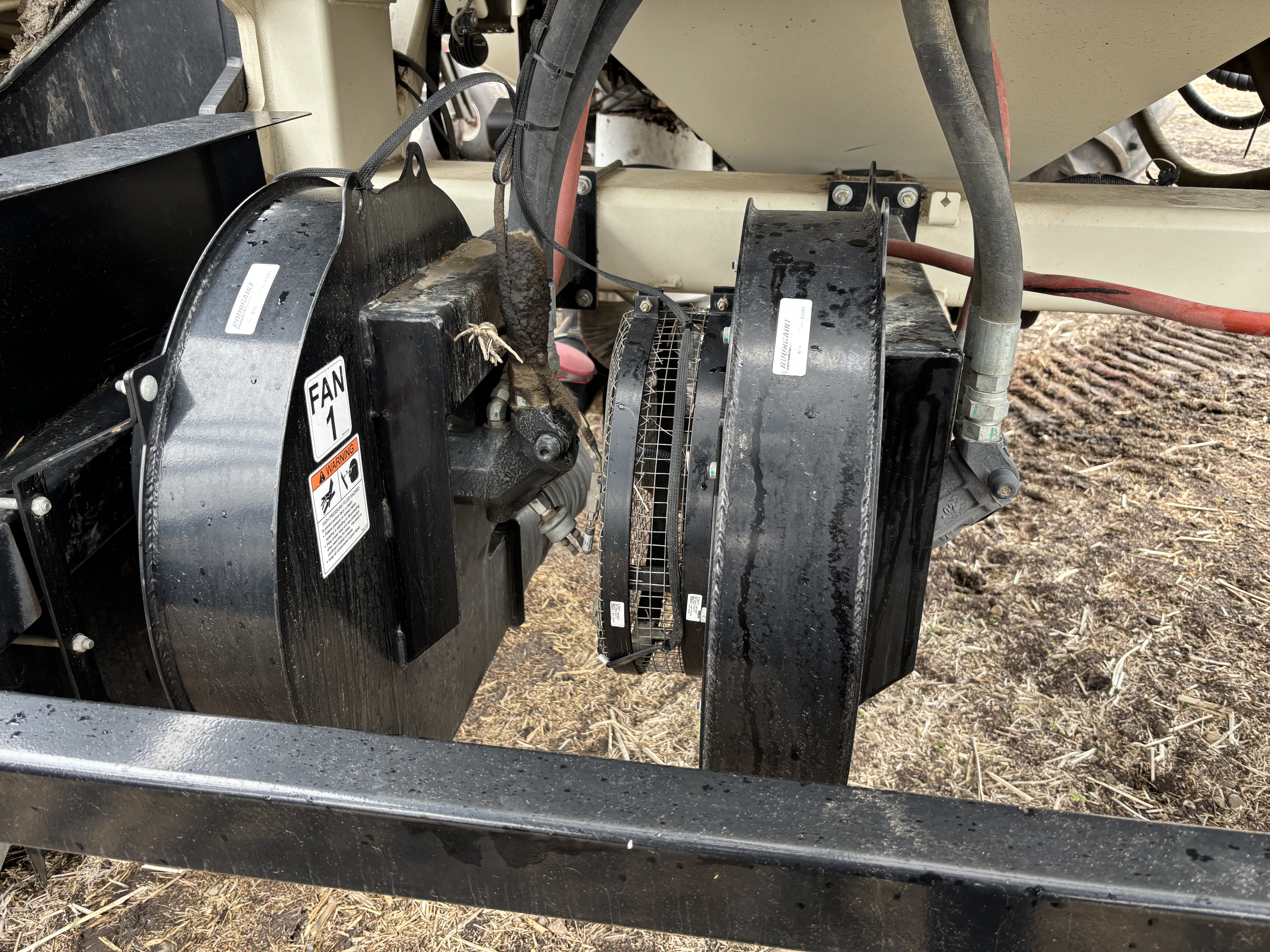 2015 Morris C280 & 2019 Bourgault 7950 Air Drill