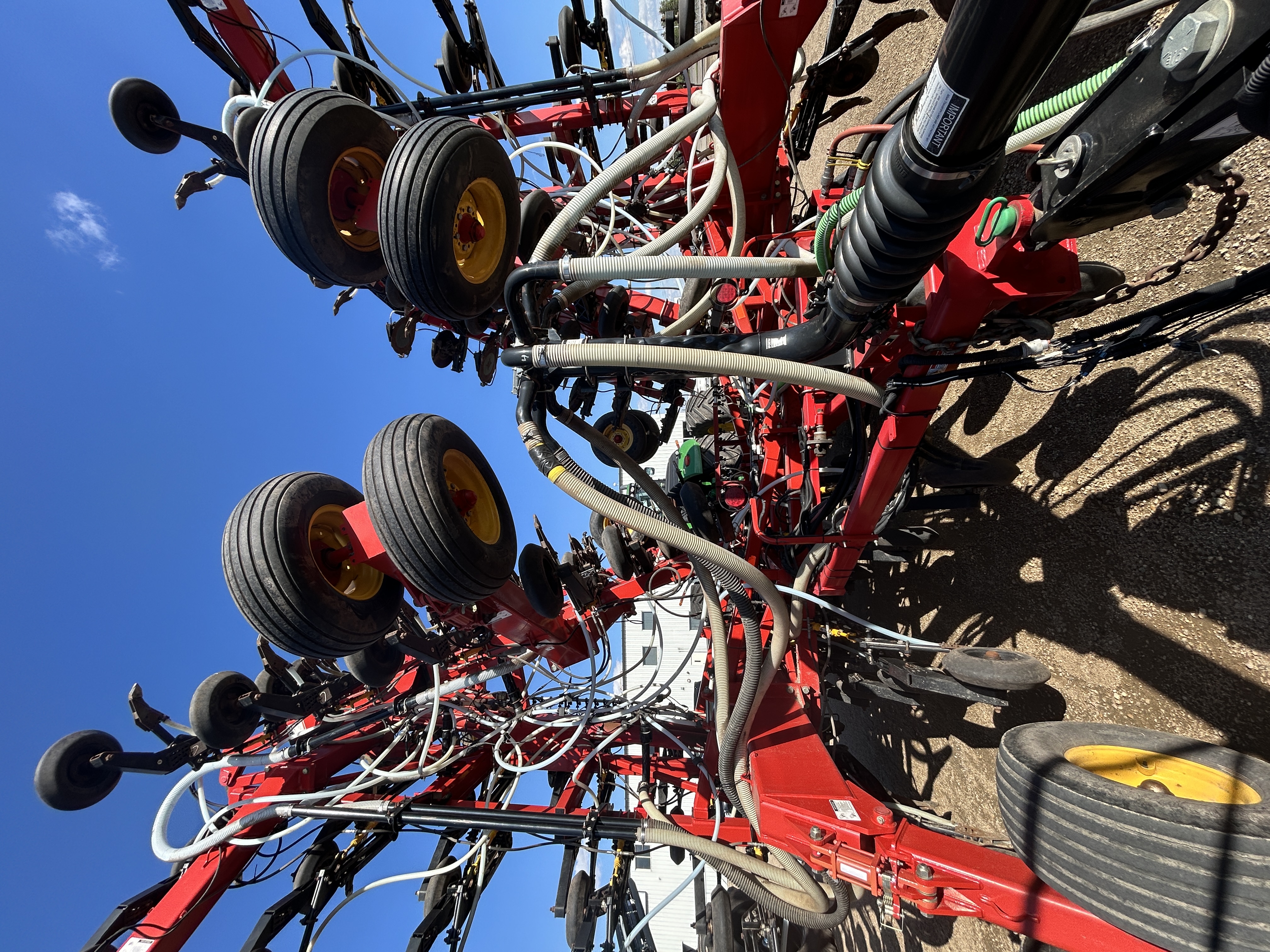 2012 Bourgault 3320-76-12 & 6550 Air Drill