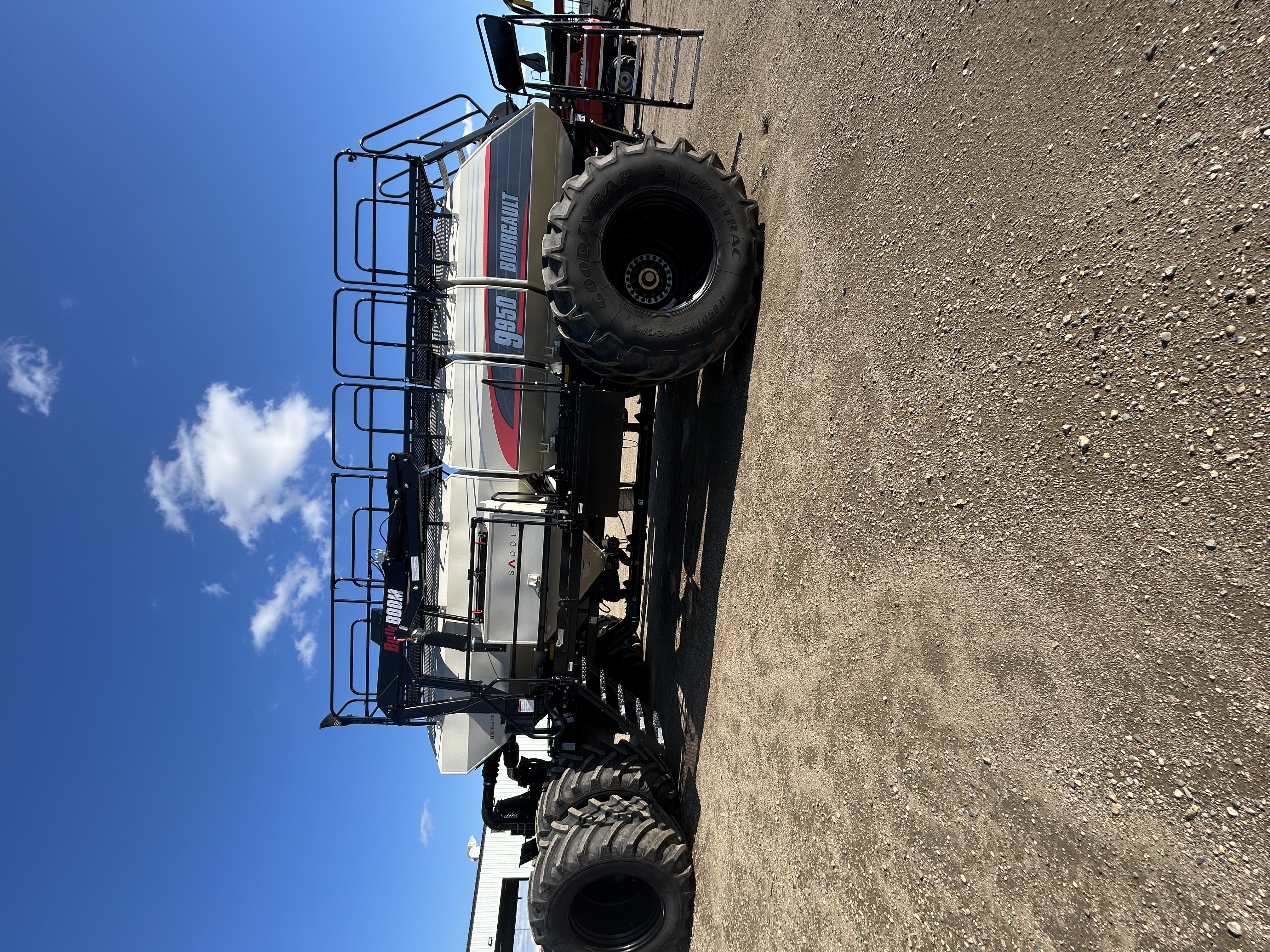 2023 Bourgault 3335-76-10 & 9950 Air Drill
