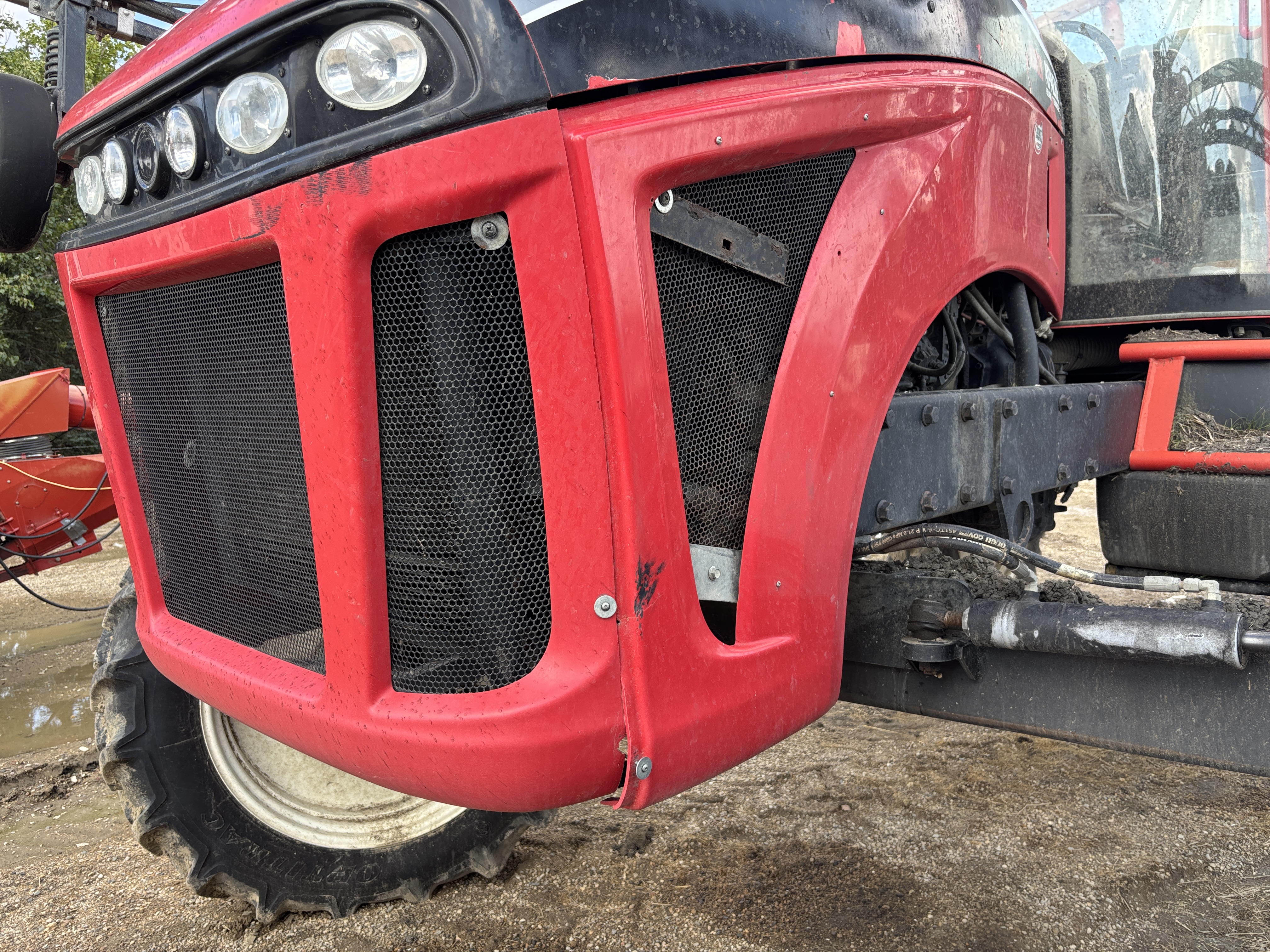 2012 Apache AS1020 Sprayer/High Clearance