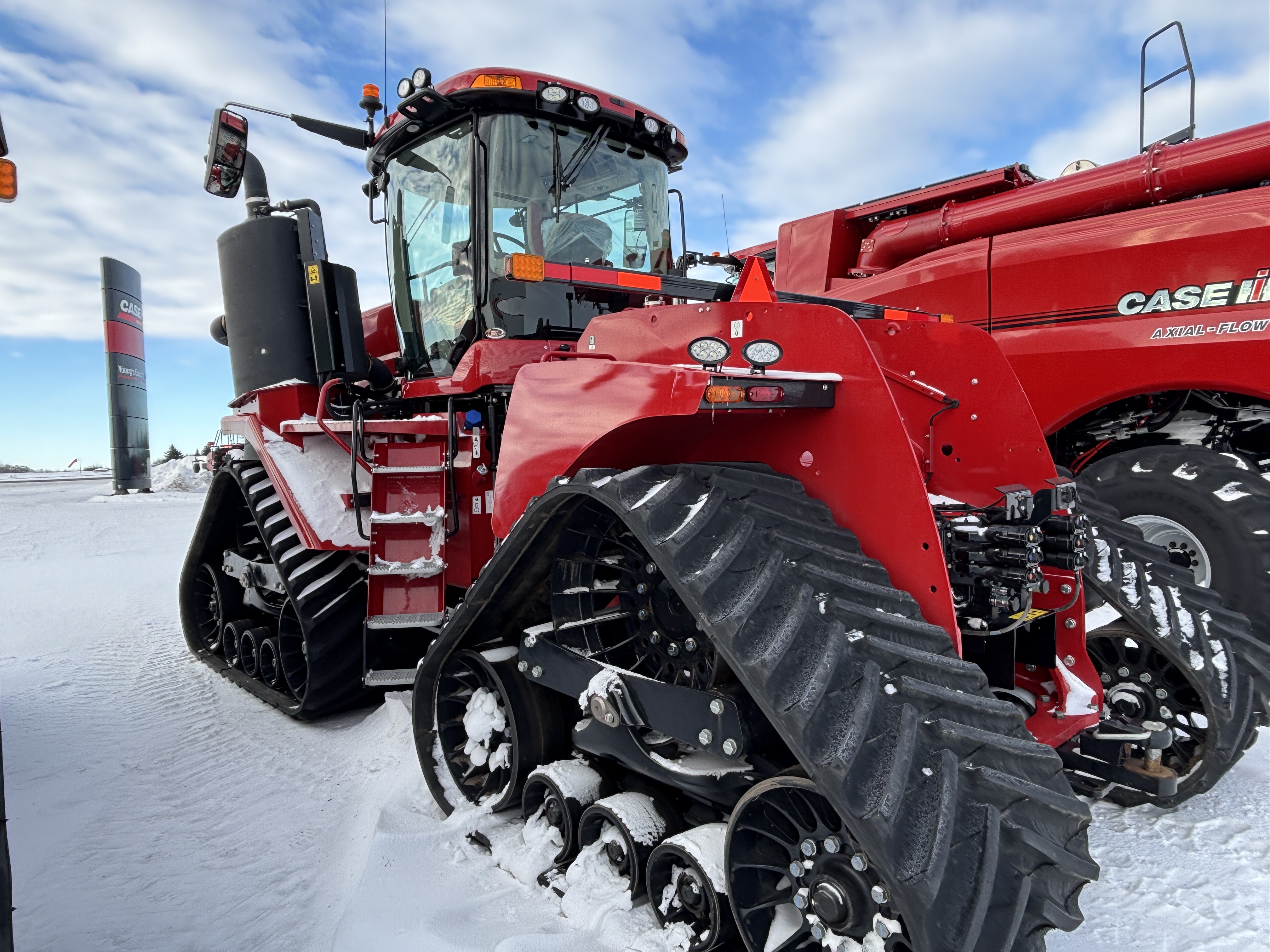 2023 Case IH Steiger 580 Quadtrac Tractor 4WD