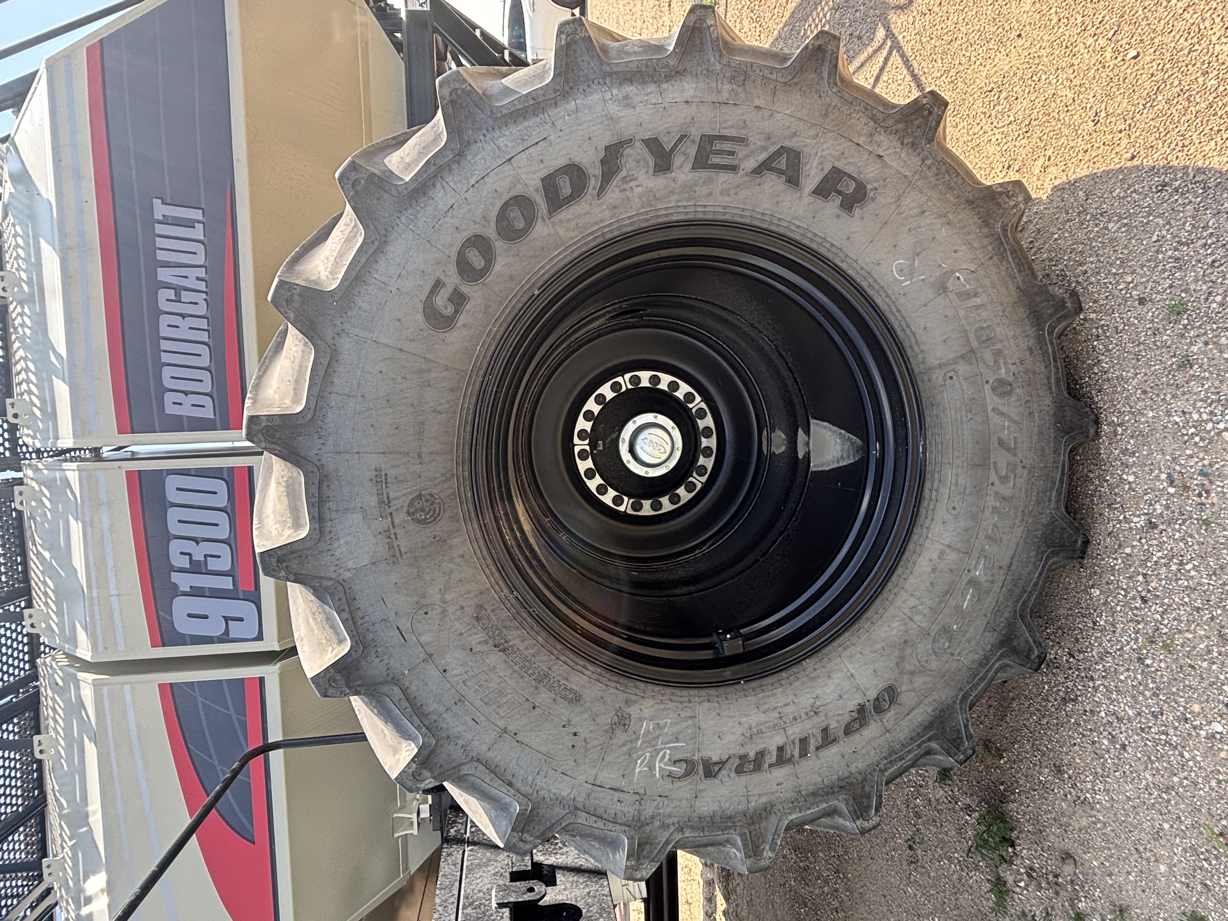 2020 Bourgault 91300 Air Tank/Cart