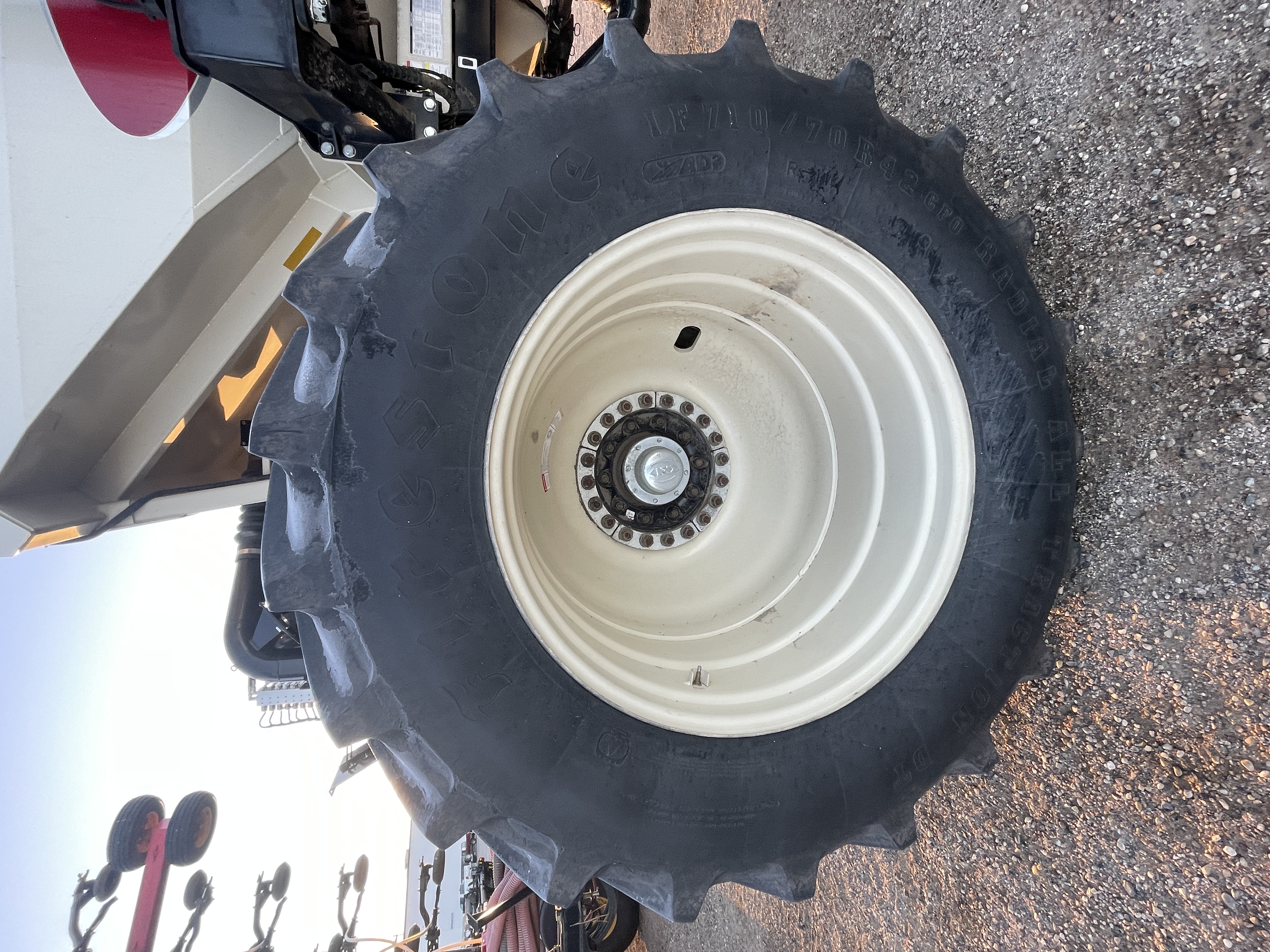 2019 Bourgault 3320-86-12 & 71300 Air Drill