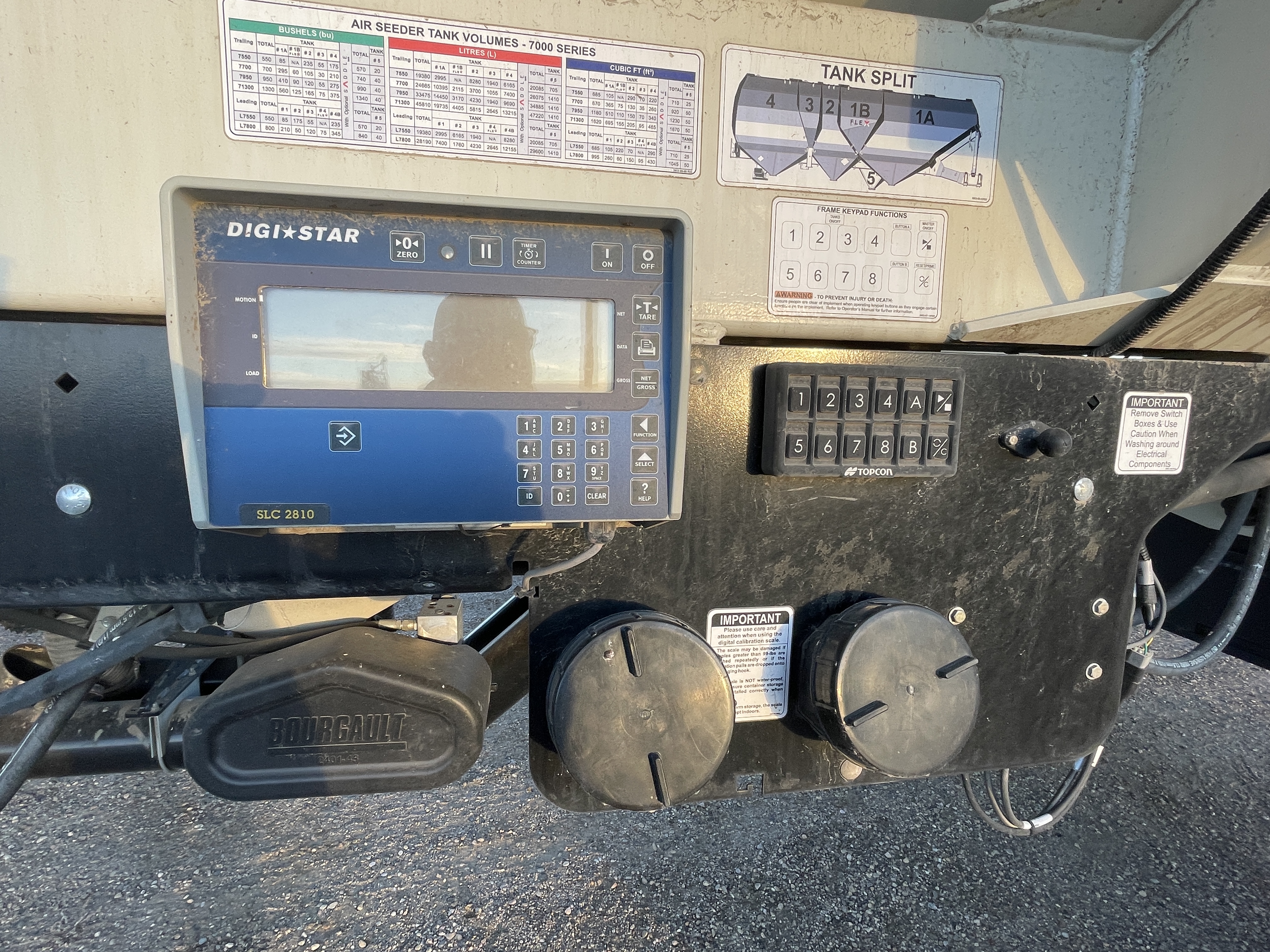 2019 Bourgault 3320-86-12 & 71300 Air Drill