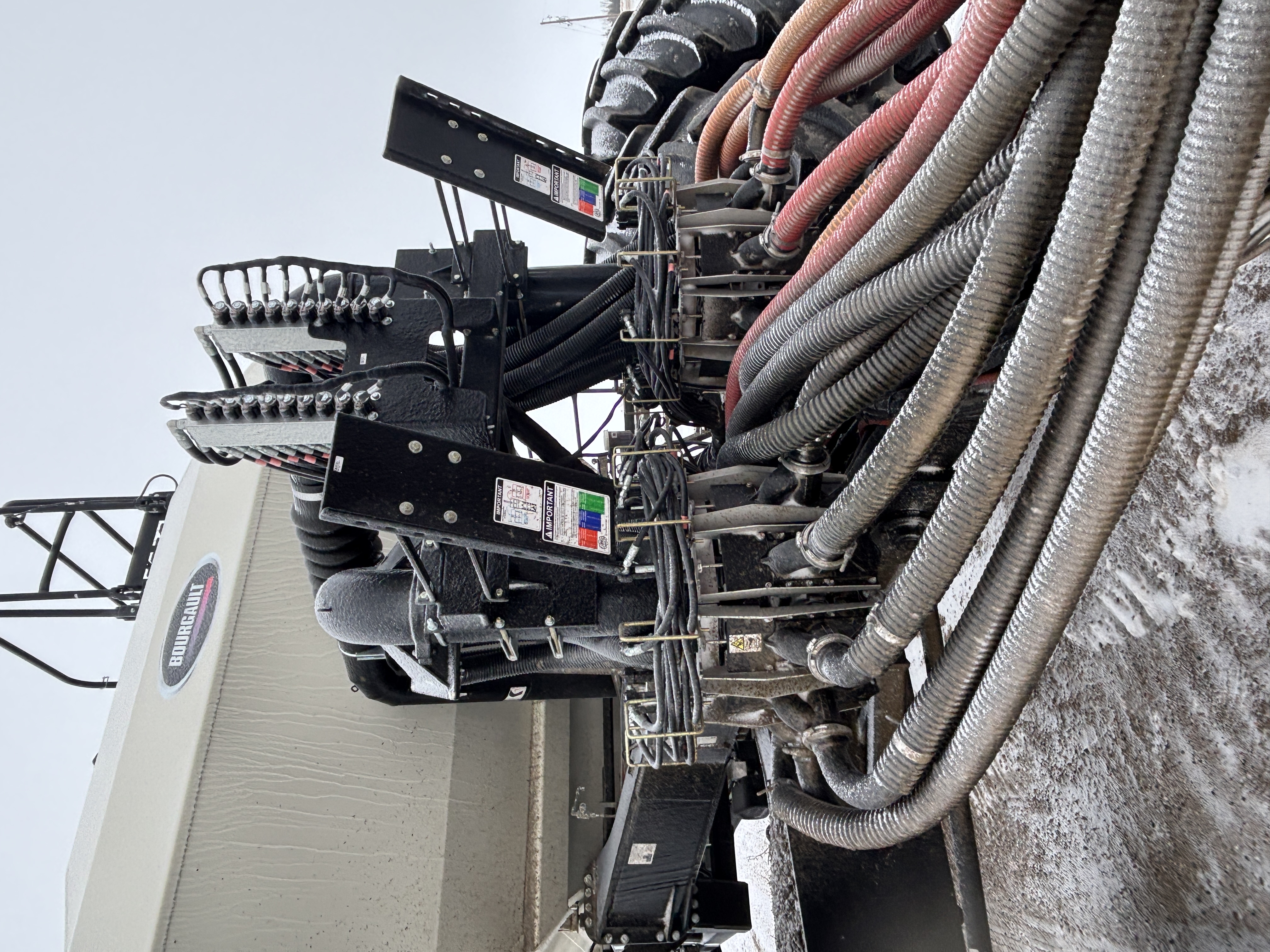 2020 Bourgault 3420-100-10 & 91300 Air Tank/Cart Air Drill