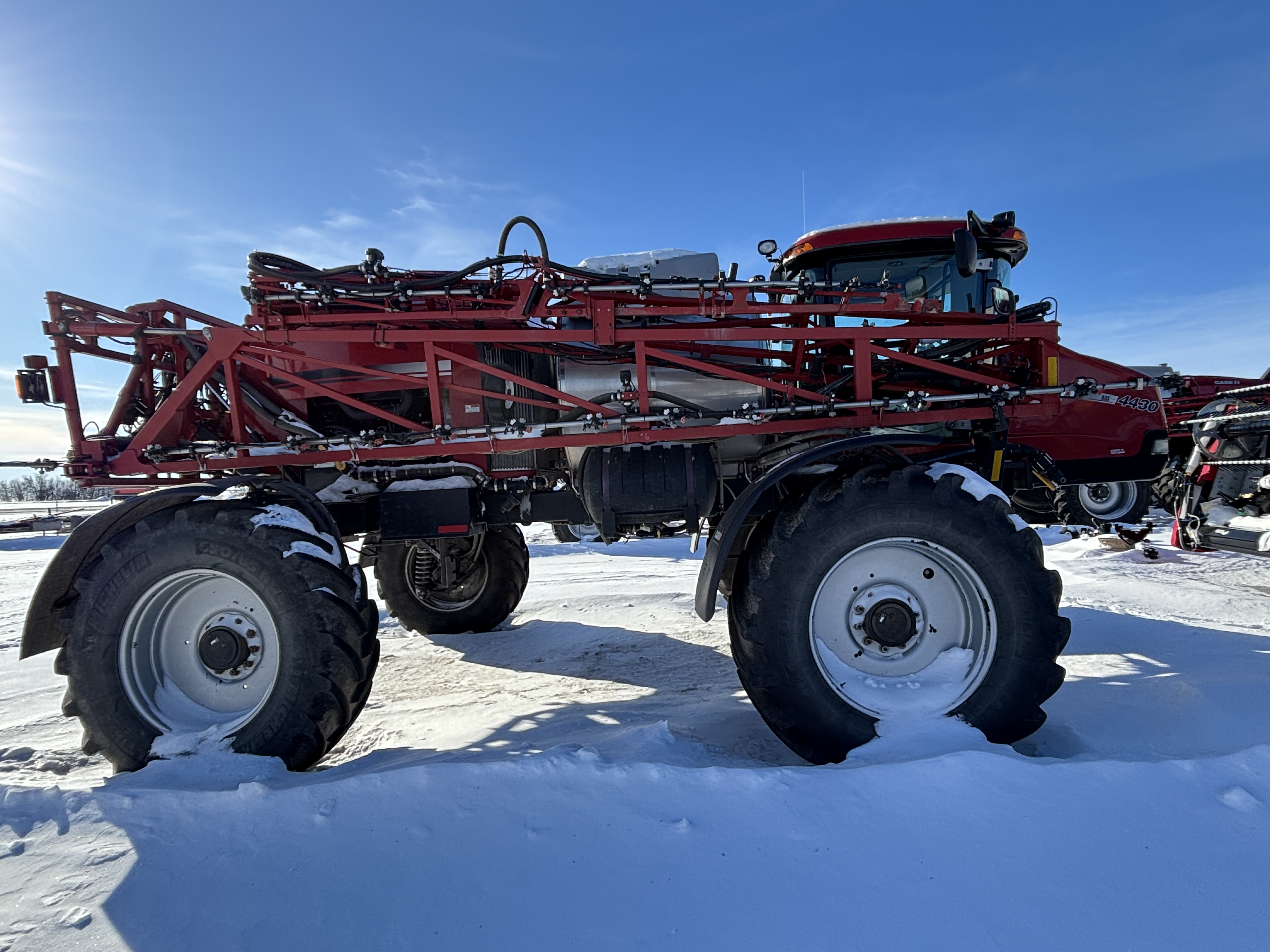 2013 Case IH Patriot 4430 Sprayer/High Clearance