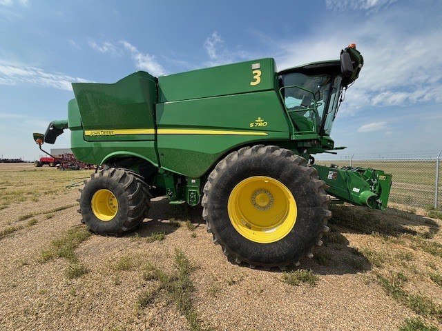 2020 John Deere S780 Combine