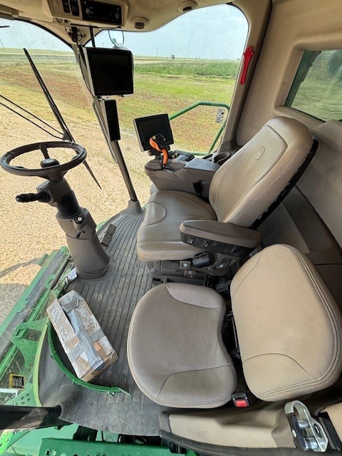 2020 John Deere S780 Combine