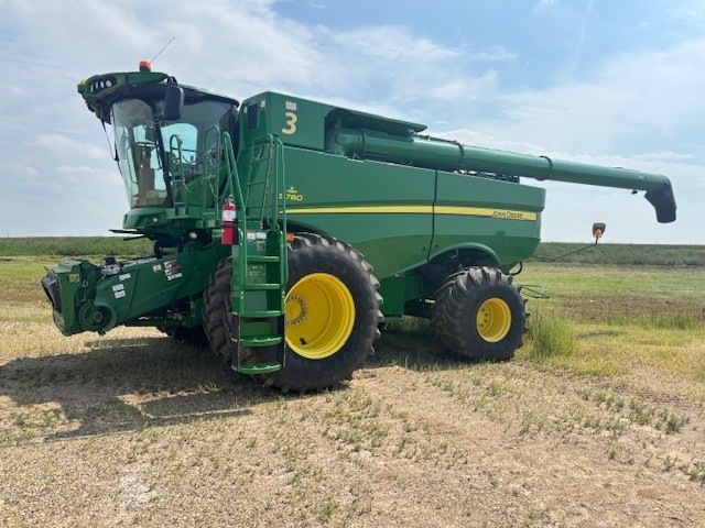 2020 John Deere S780 Combine