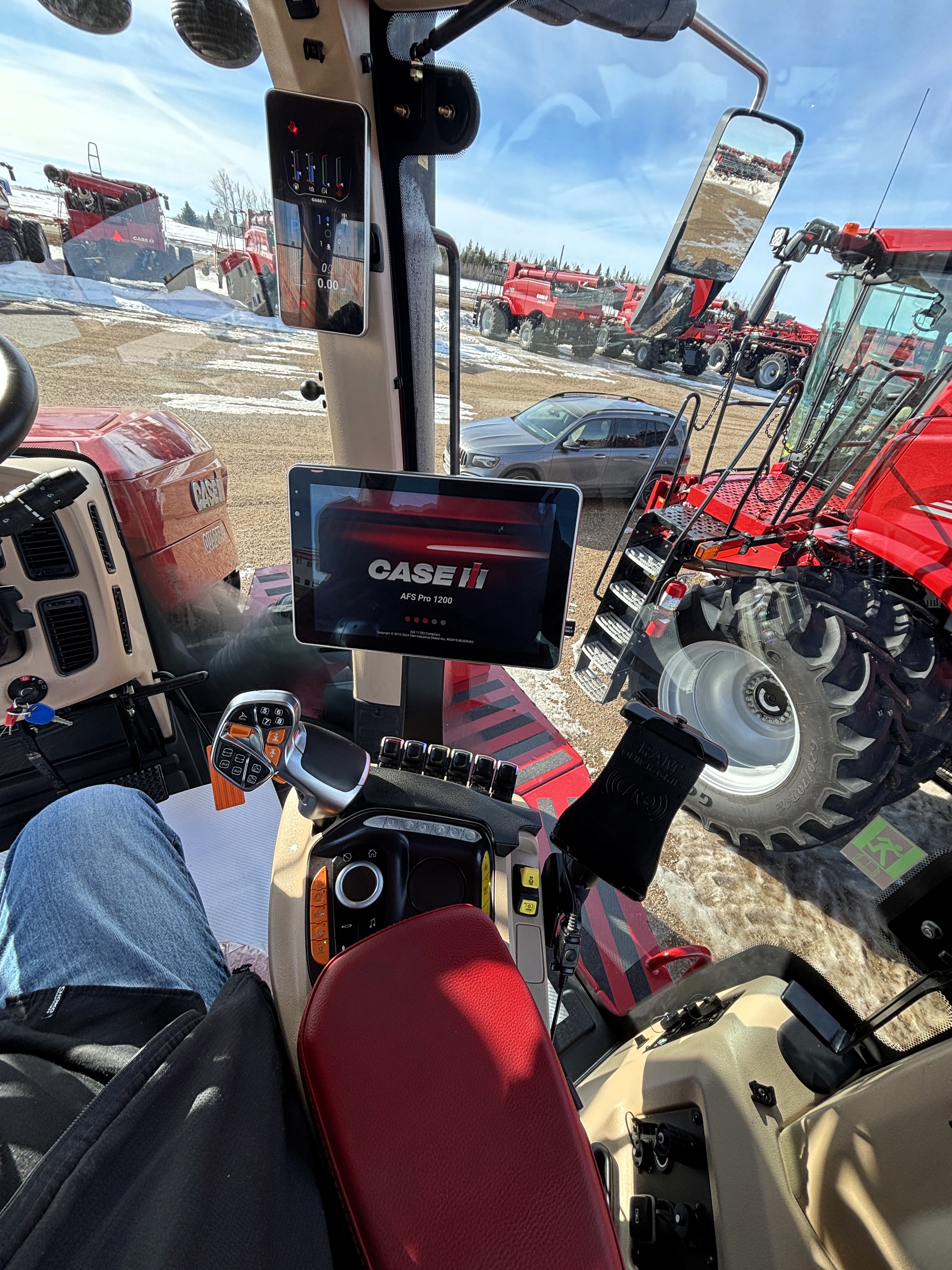 2025 Case IH Steiger 645QT Tractor 4WD