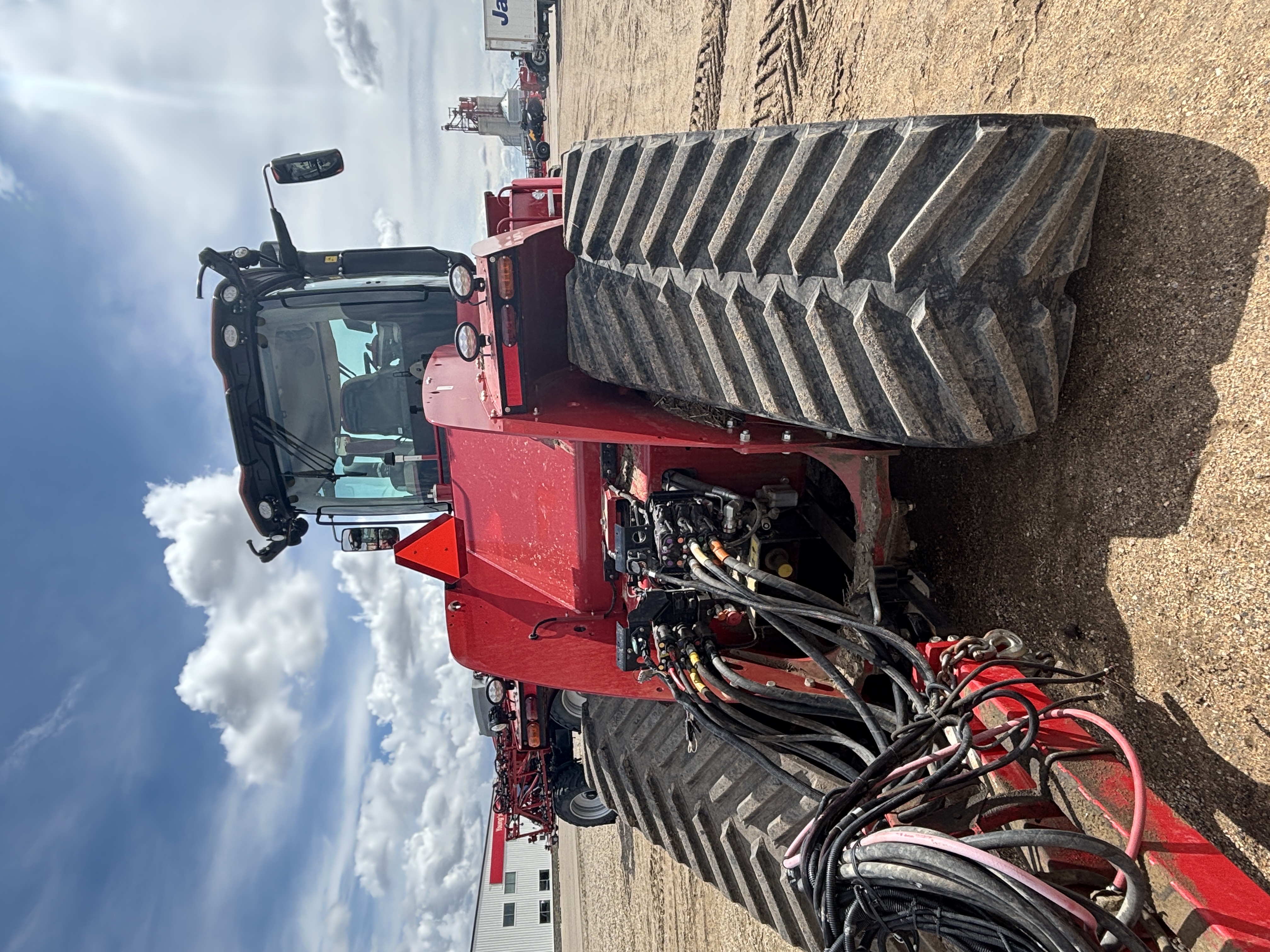 2025 Case IH Steiger 595QT Tractor 4WD