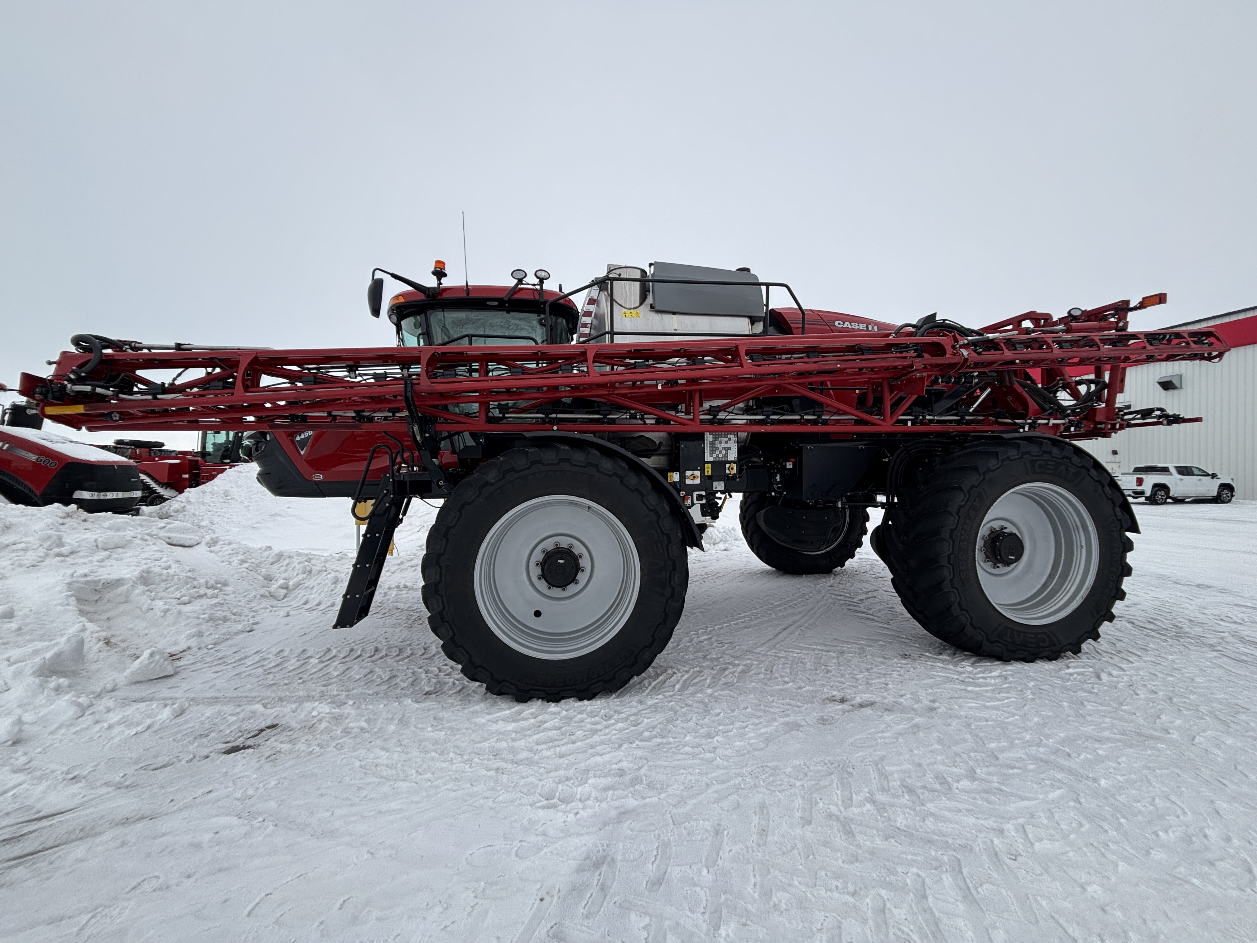2025 Case IH Patriot 4450 Sprayer/High Clearance