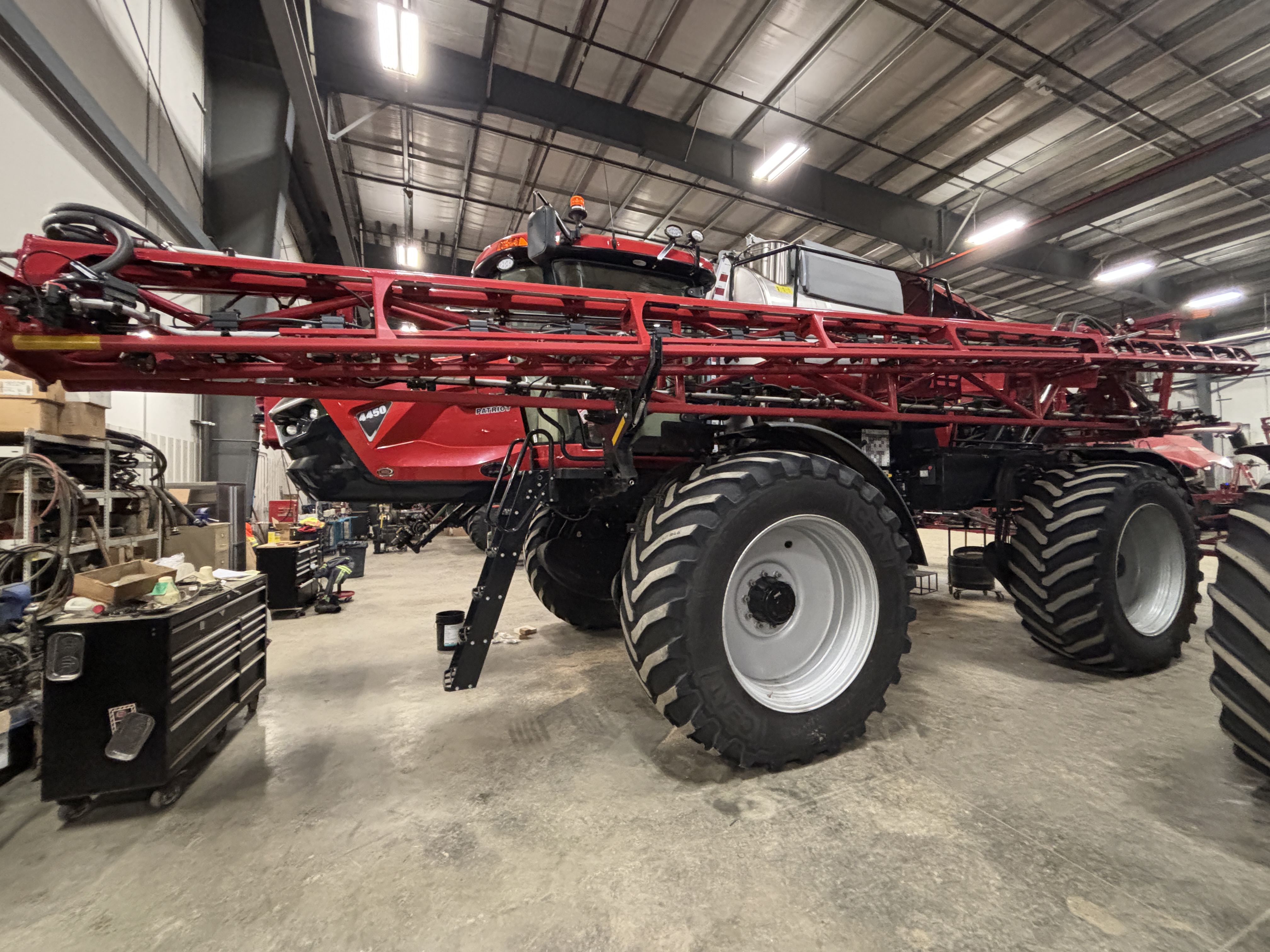 2025 Case IH Patriot 4450 Sprayer/High Clearance